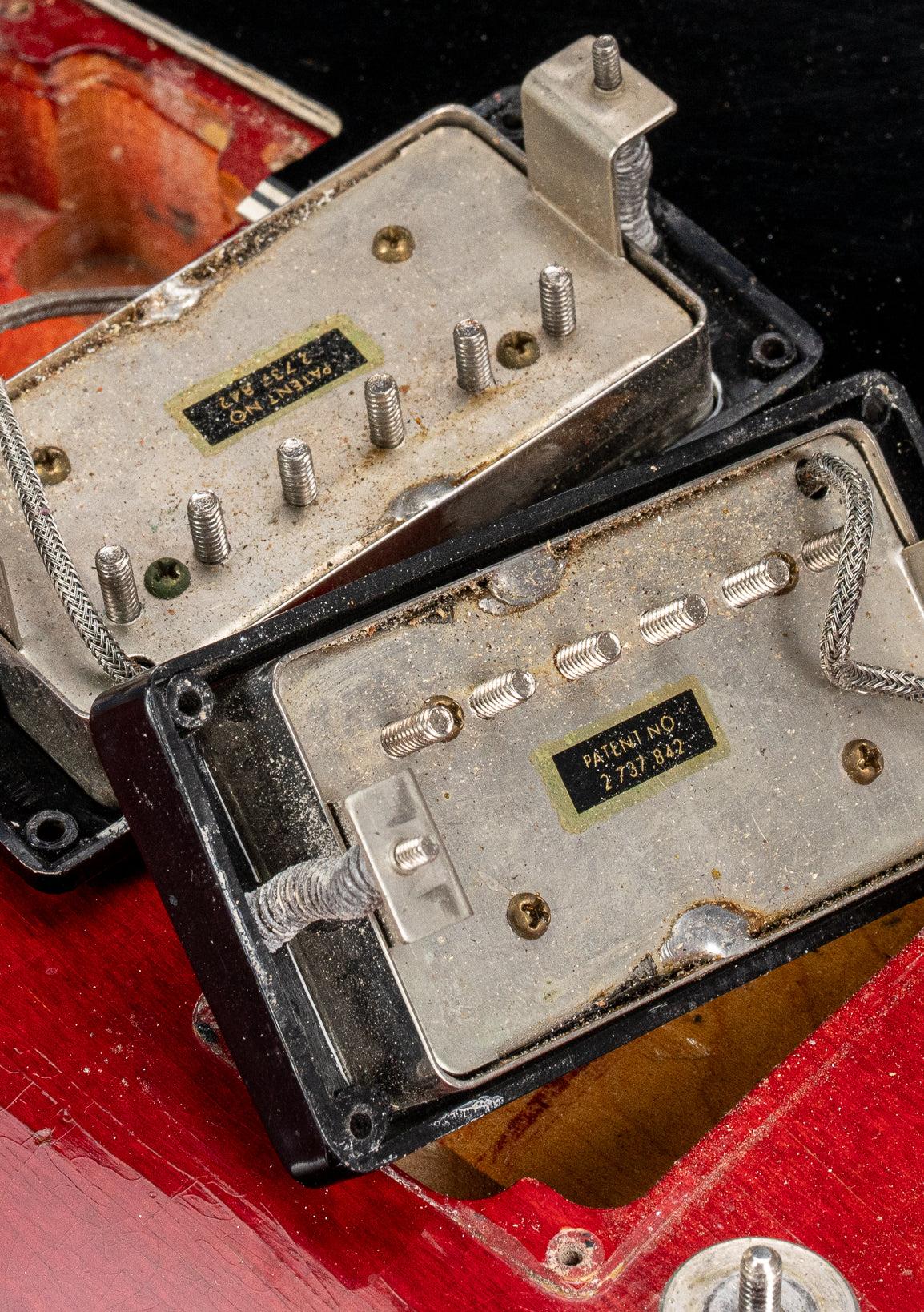 Gibson 1963 ES-335 Cherry red guitar patent number pickups