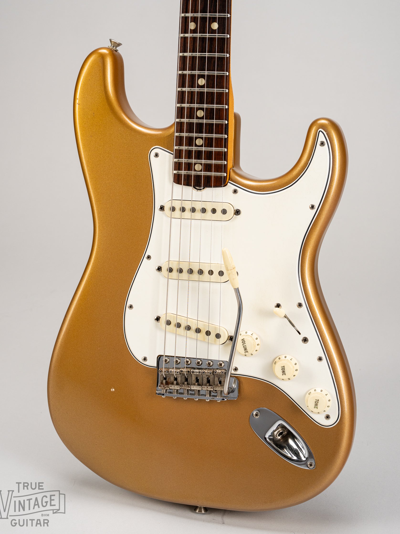 Body of 1965 Fender Stratocaster gold