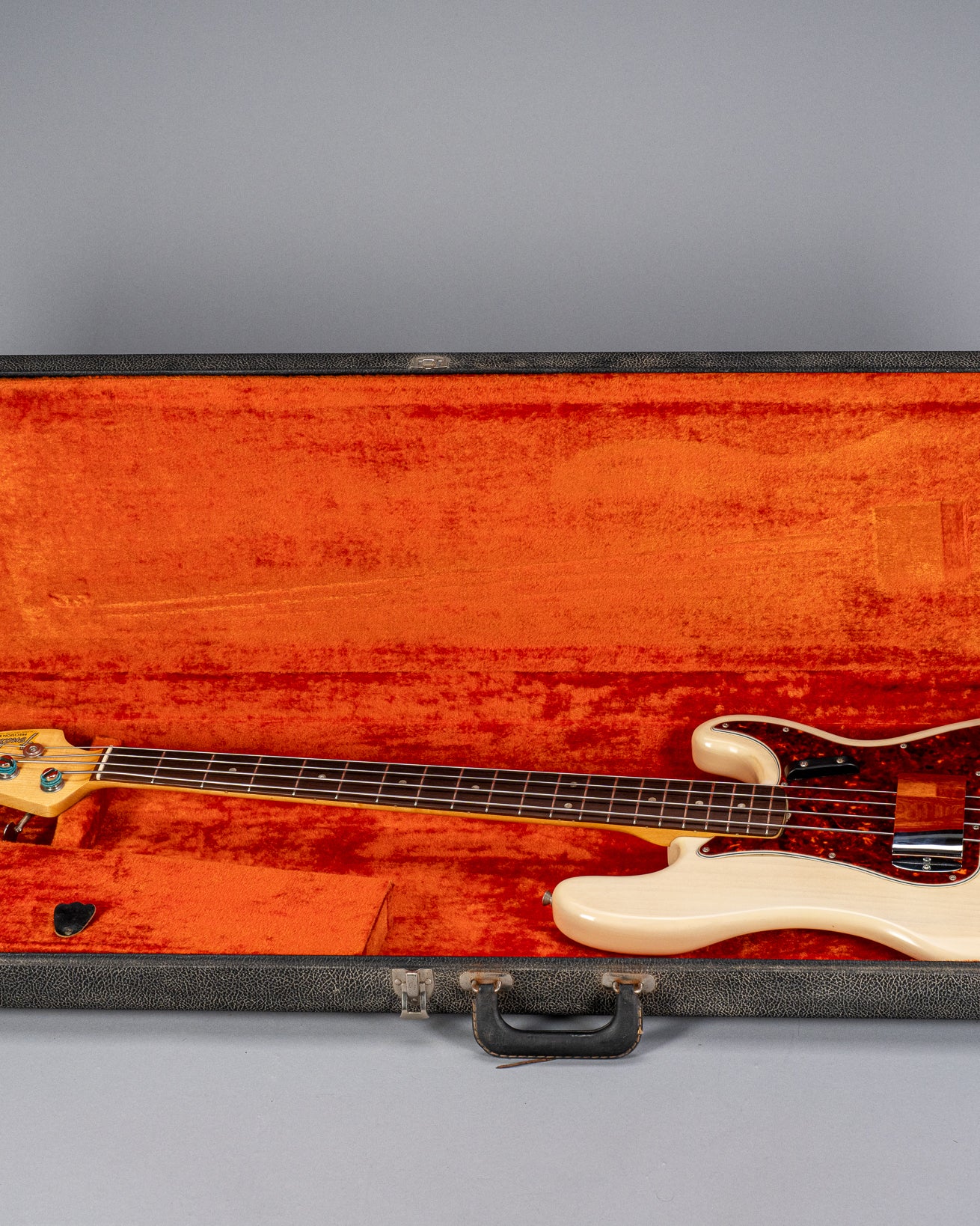 1966 Fender Precision Bass Blond in original case