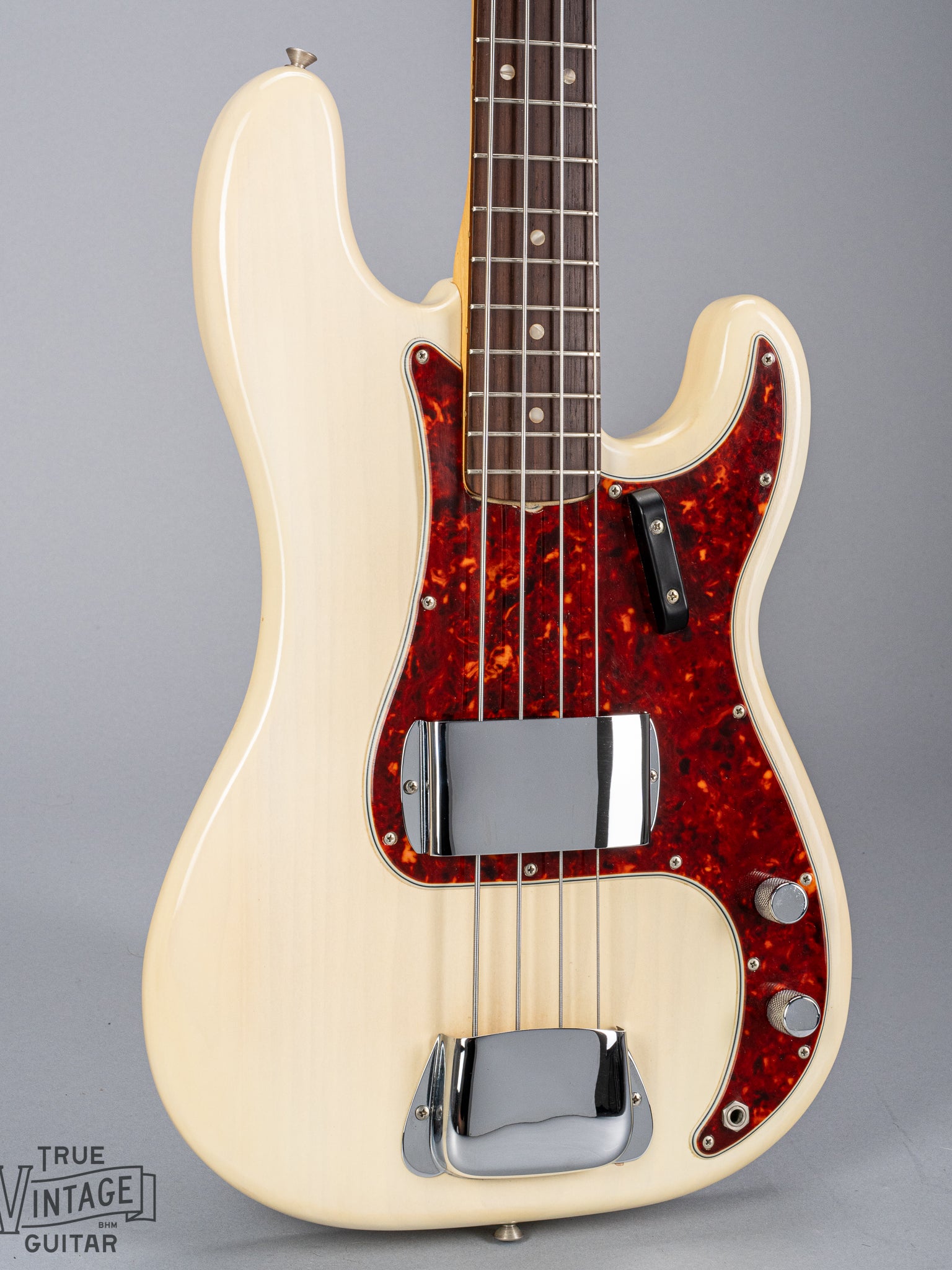 front of 1966 Fender Precision Bass Blond bass guitar body Tortoise Shell