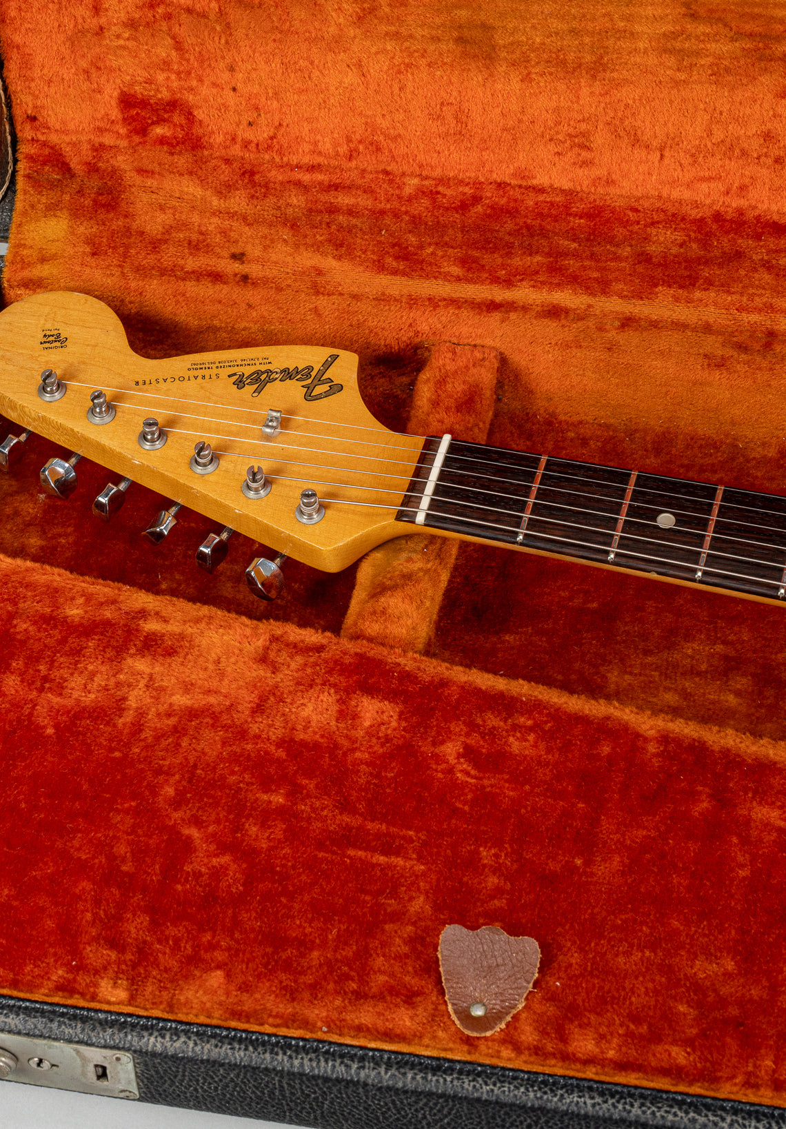 1967 fender Stratocaster Sunburst guitar tortoise shell headstock in original case