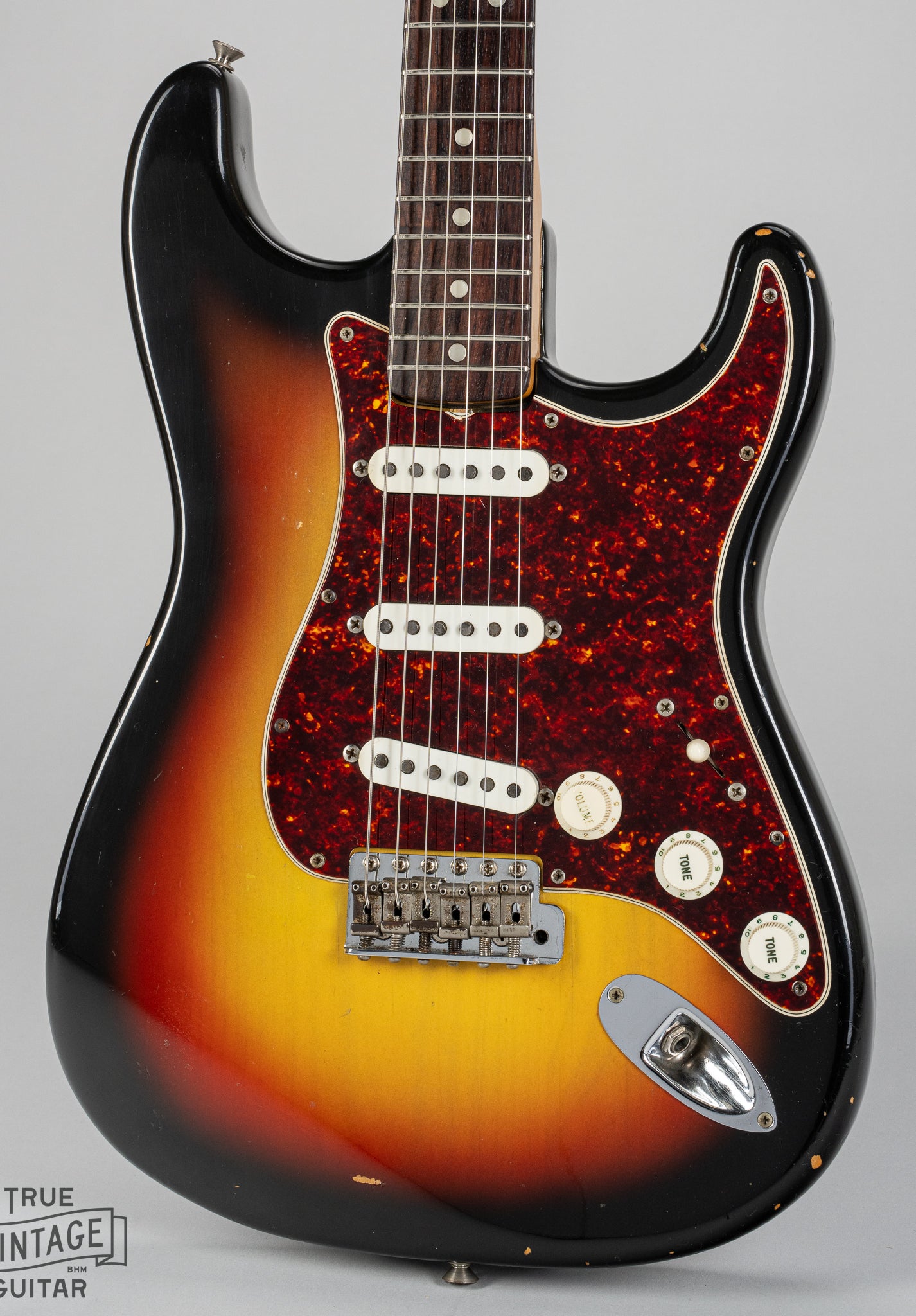 1967 fender Stratocaster Sunburst guitar body tortoise shell bridge pickups