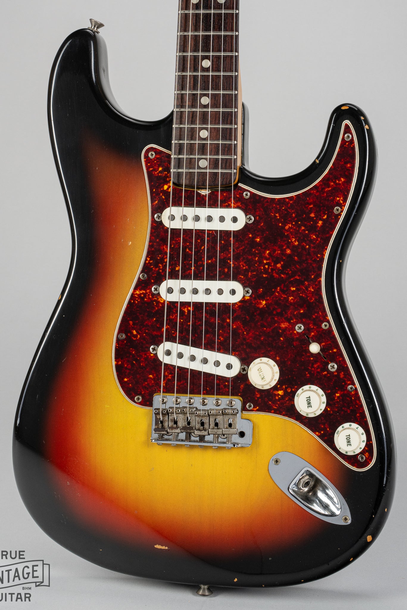 1967 fender Stratocaster Sunburst guitar body tortoise shell bridge pickups