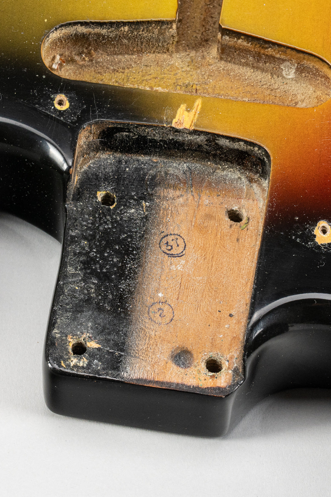 1967 fender Stratocaster Sunburst guitar body neck pocket