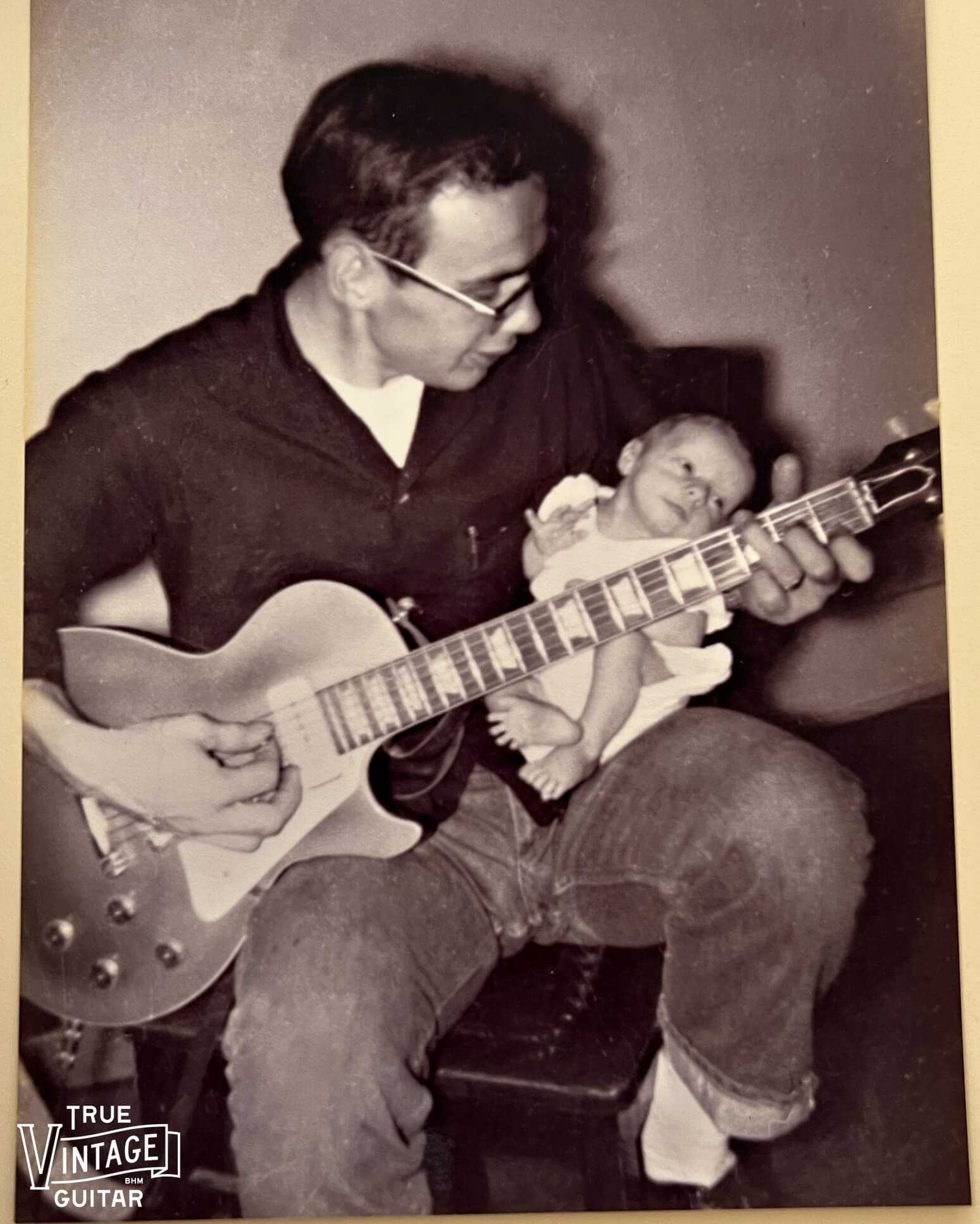 Free appraisals for owners of vintage Gibson and Fender guitars - Les Paul, ES-335, SG, Firebird, Stratocaster, Telecaster, Jazzmaster, Jaguar