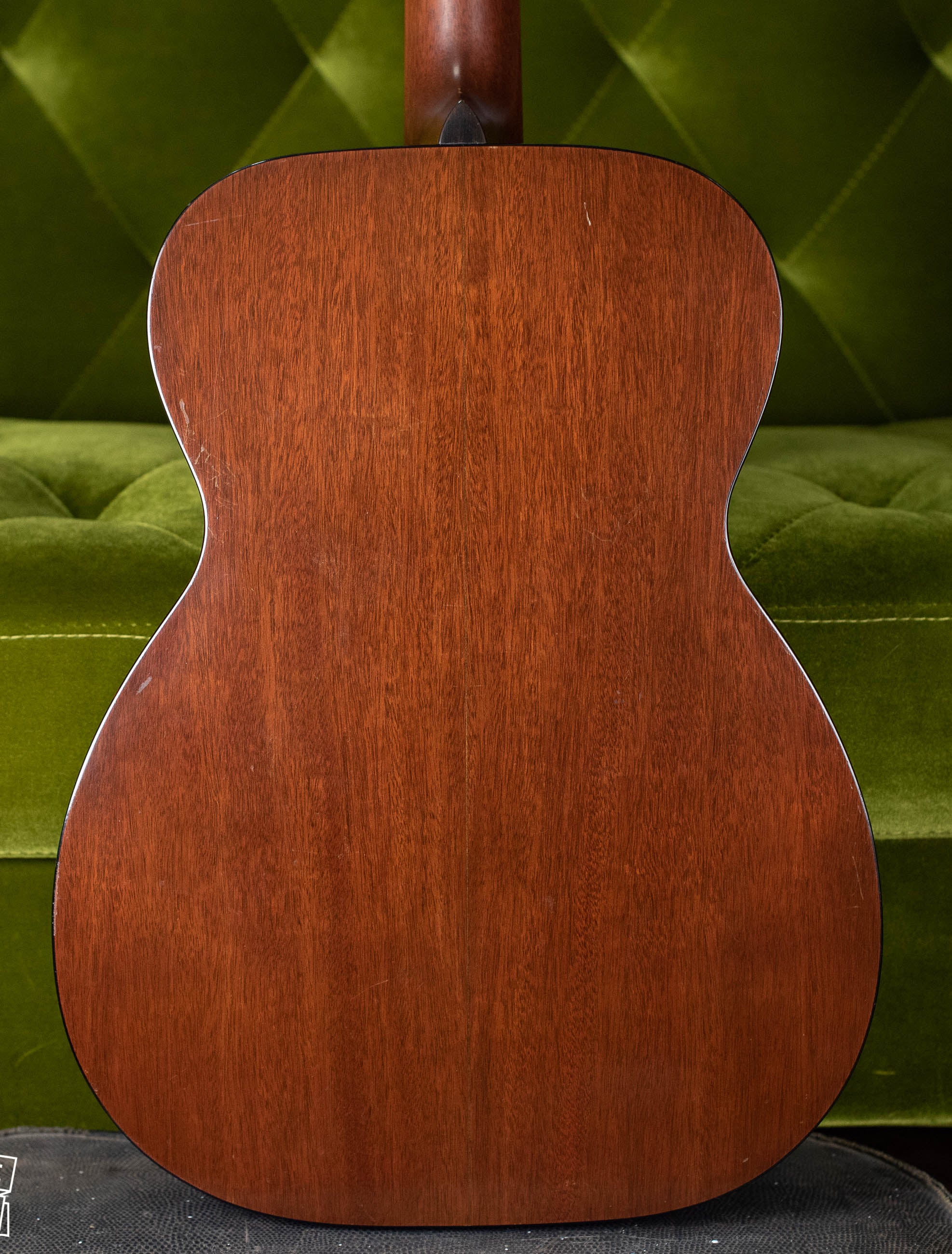 Mahogany back style 18 Martin guitar 1943