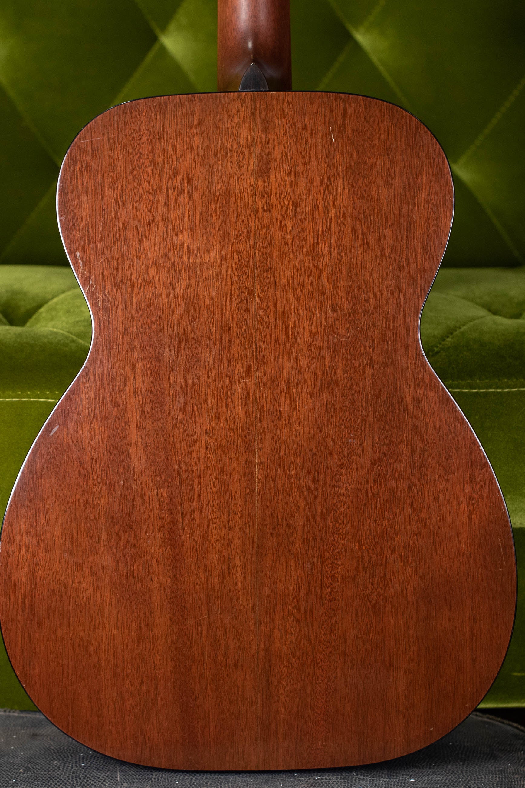 Mahogany back style 18 Martin guitar 1943