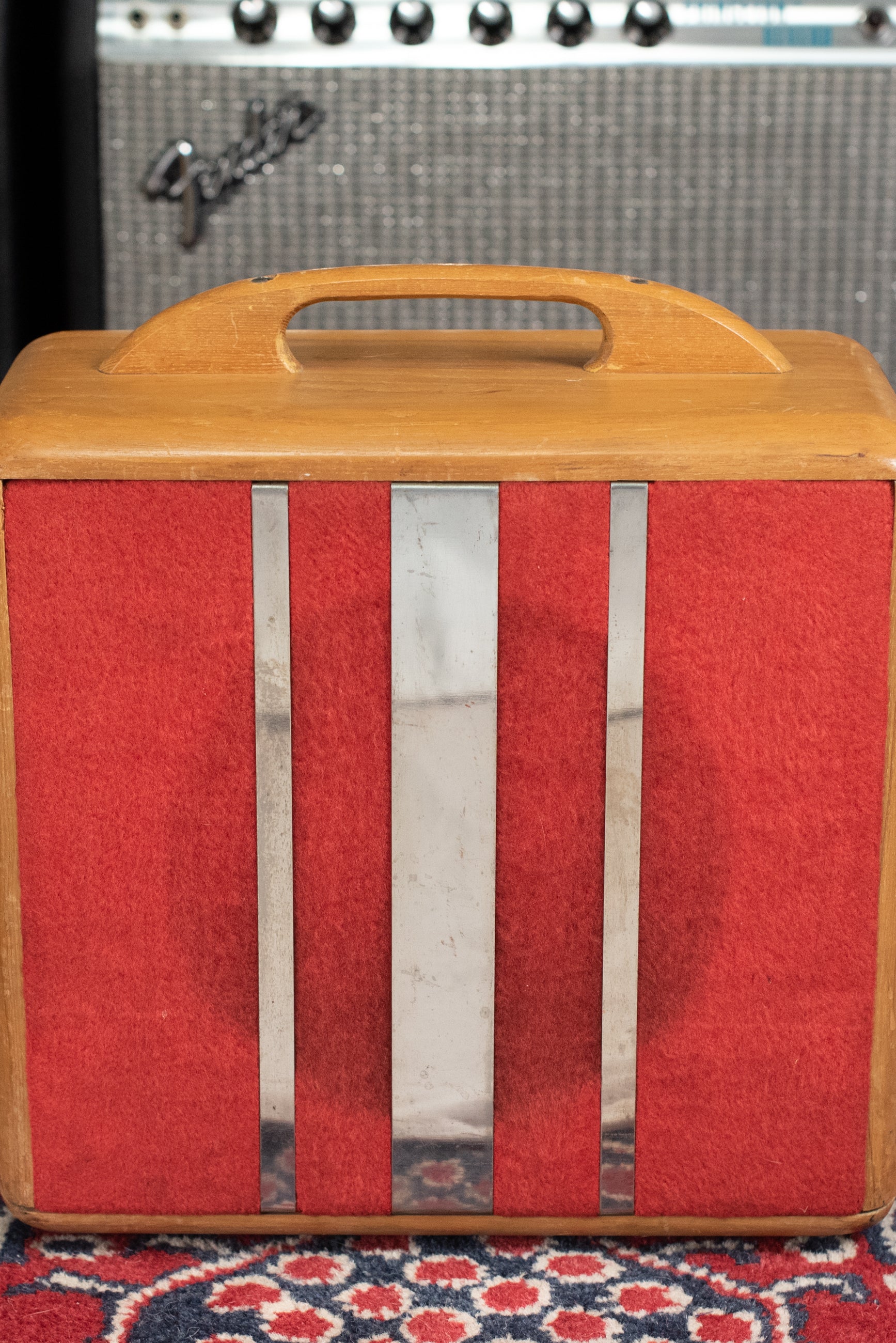 Fender Model 26 amp Ash Red