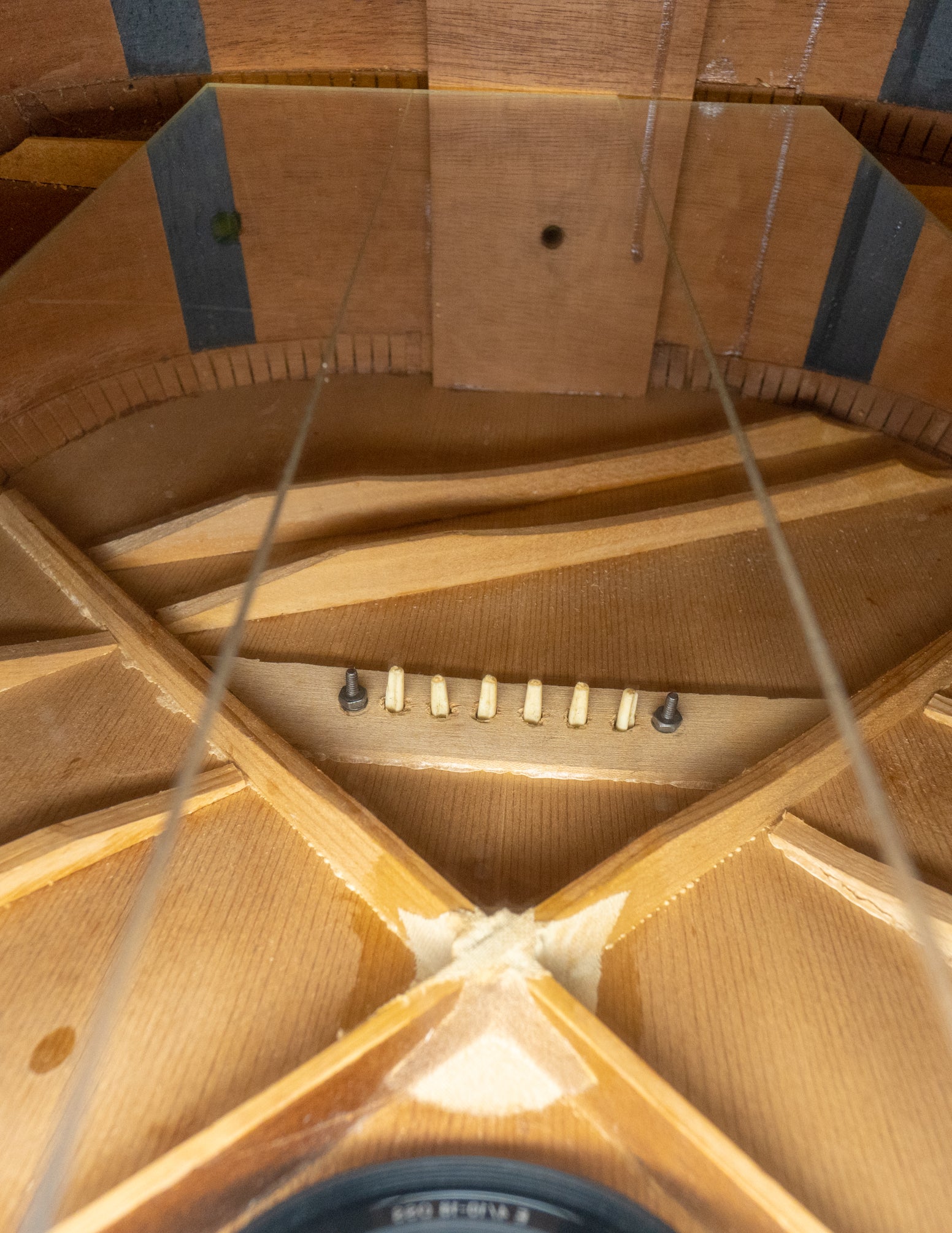 Top bracing, bridge plate, solid rims with cloth side supports