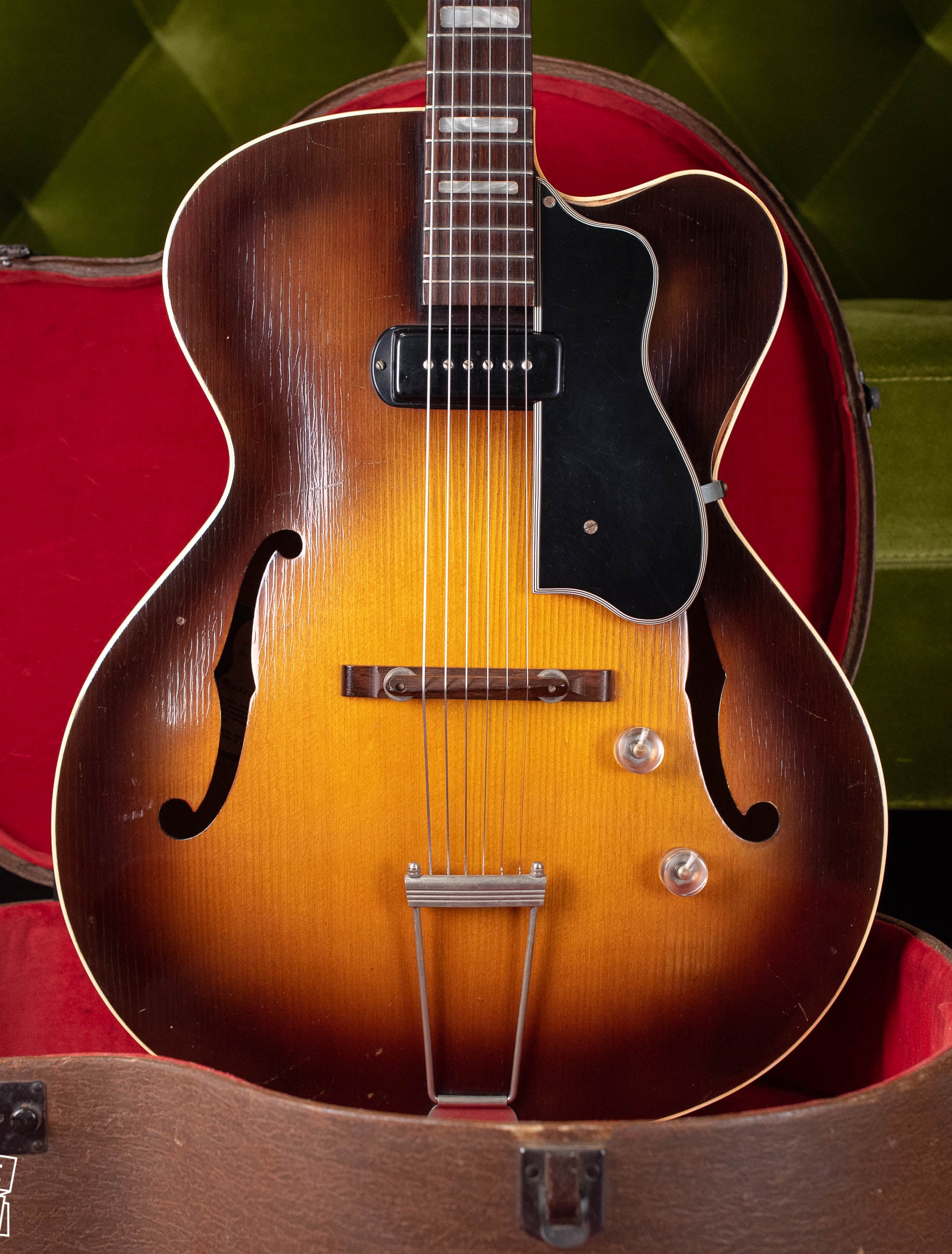 Vintage 1954 Guild X150 Savoy archtop electric guitar