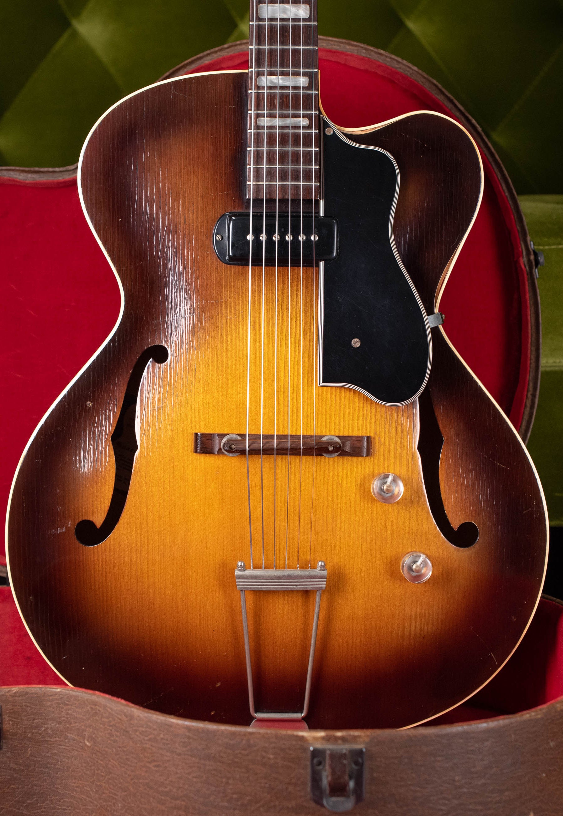 Vintage 1954 Guild X150 Savoy archtop electric guitar