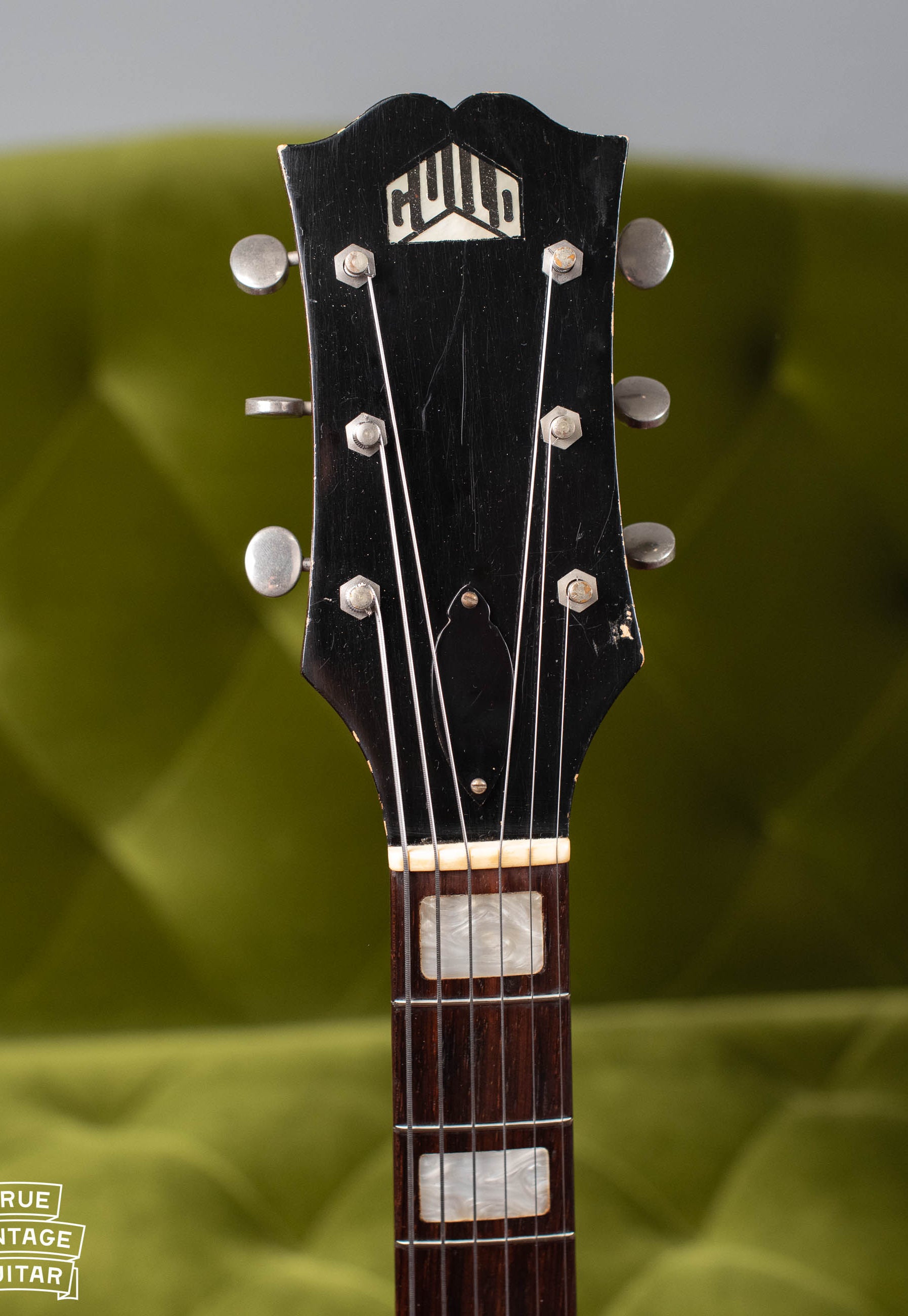 Guild headstock logo 1954
