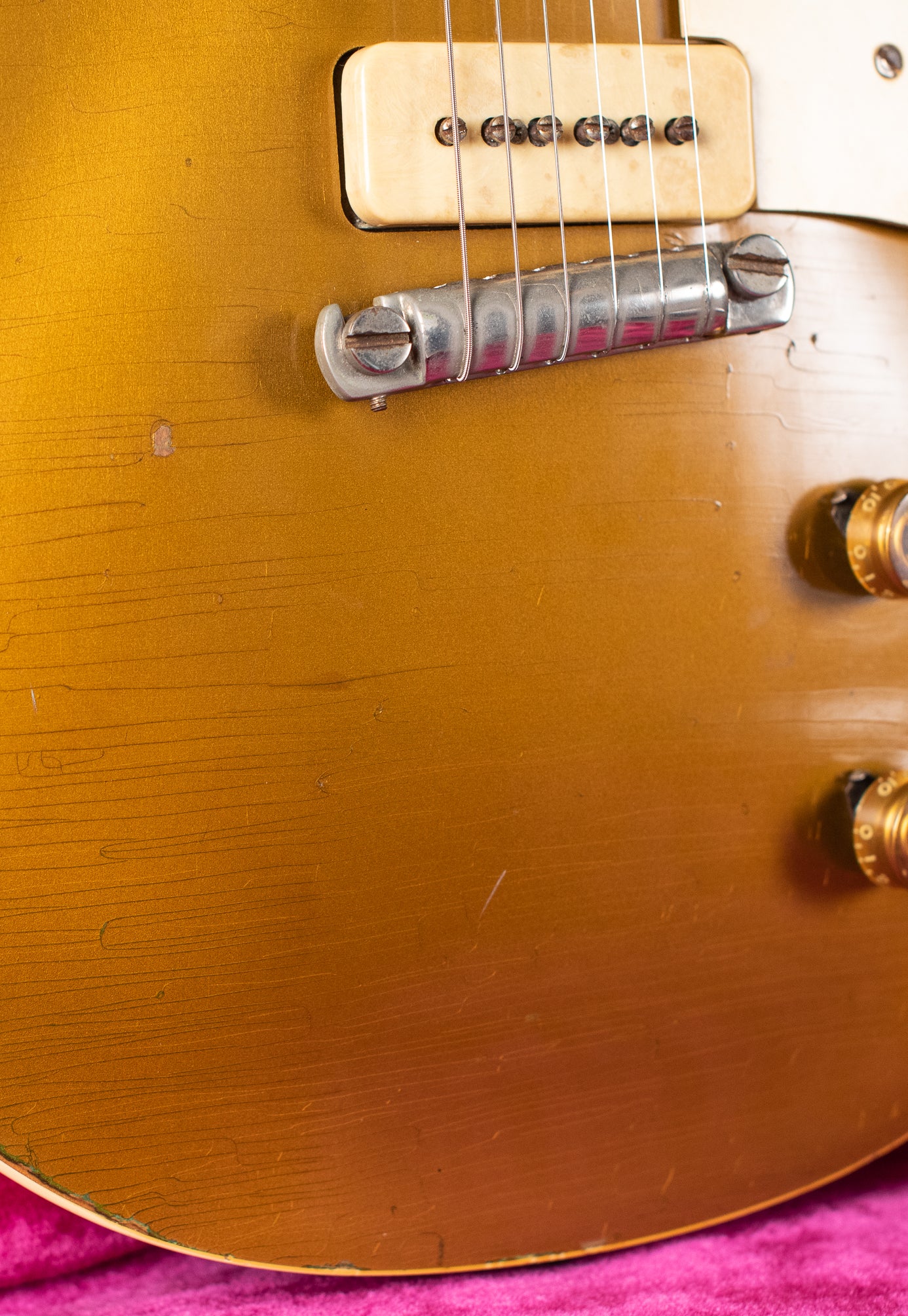 Wrap tail bridge, Vintage 1954 Gibson Les Paul goldtop