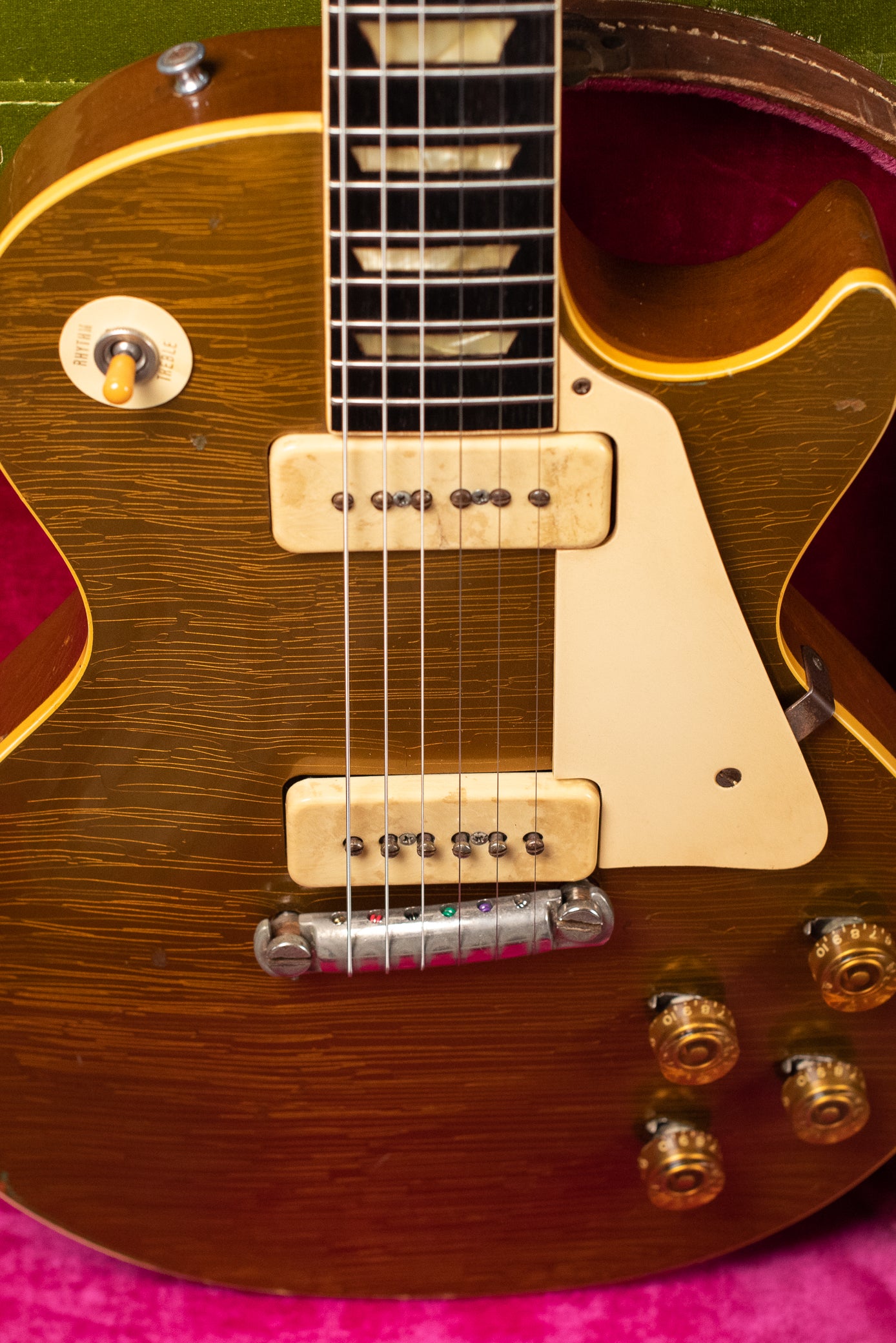 Finish checking, Vintage 1954 Gibson Les Paul goldtop