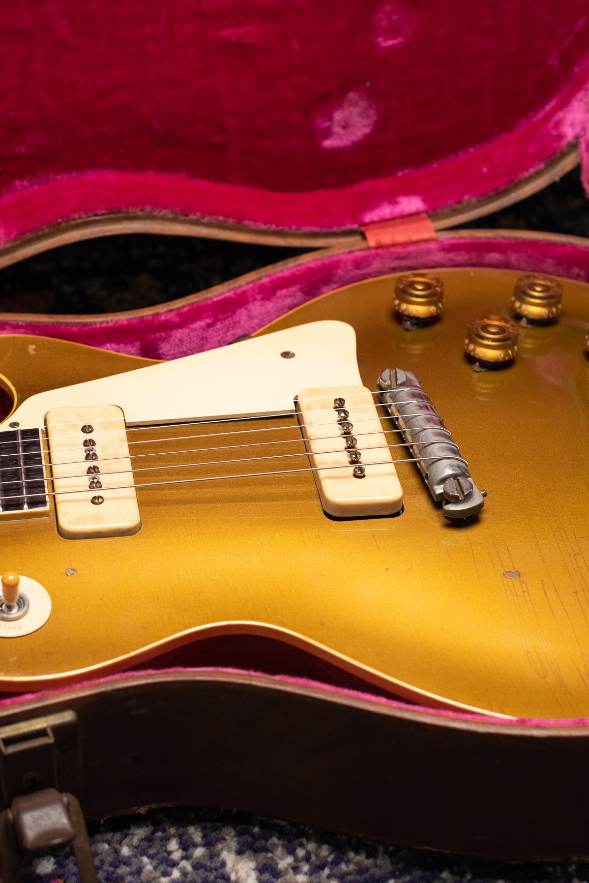 Vintage 1954 Gibson Les Paul goldtop in original Lifton case