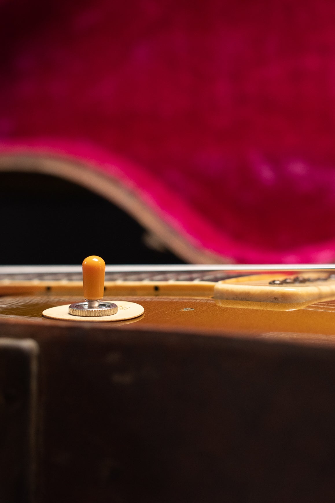 Historic Makeovers Catalin switch tip, Vintage 1954 Gibson Les Paul goldtop