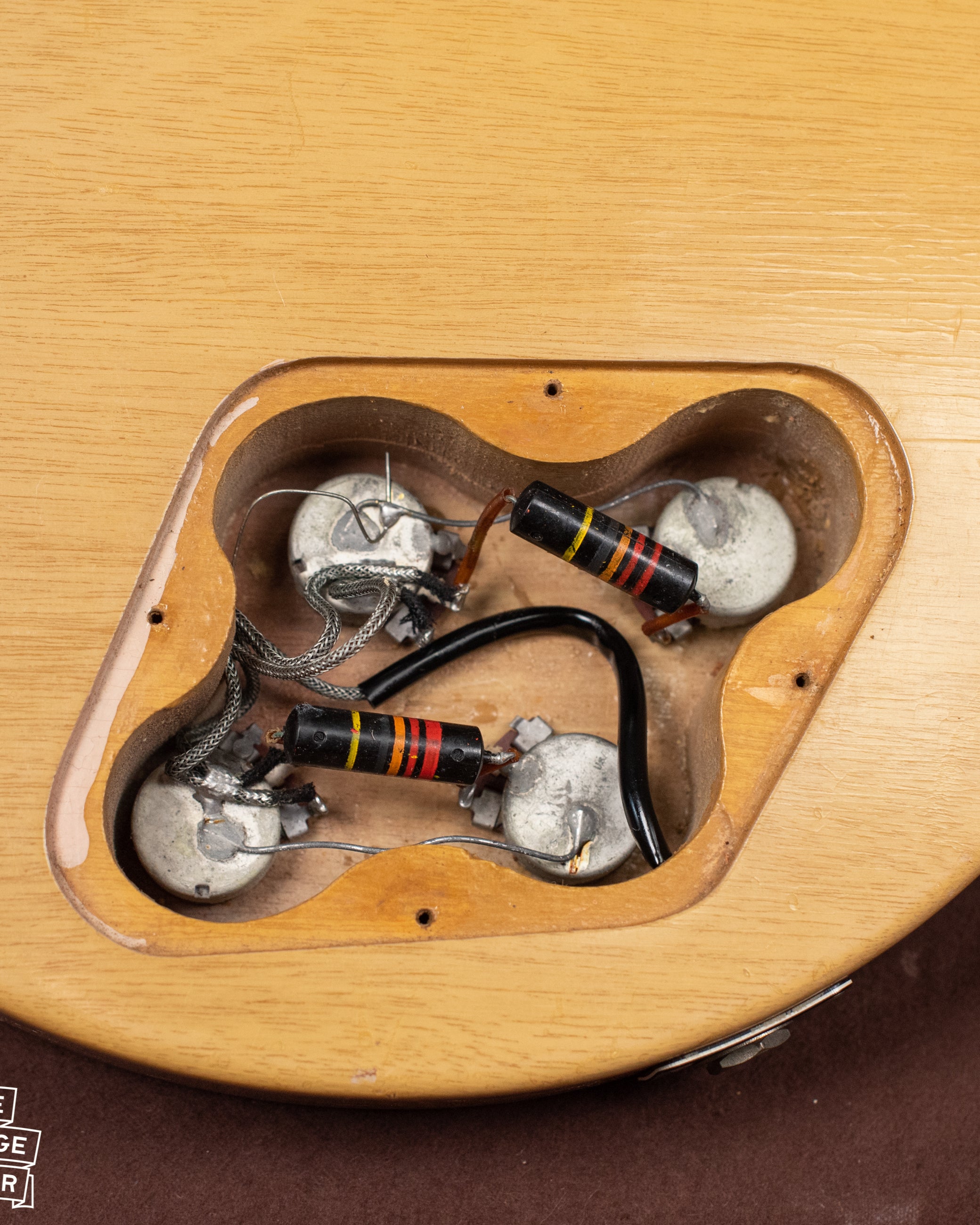 Control cavity, potentiometers, capacitors, 1956 Gibson Les Paul Special