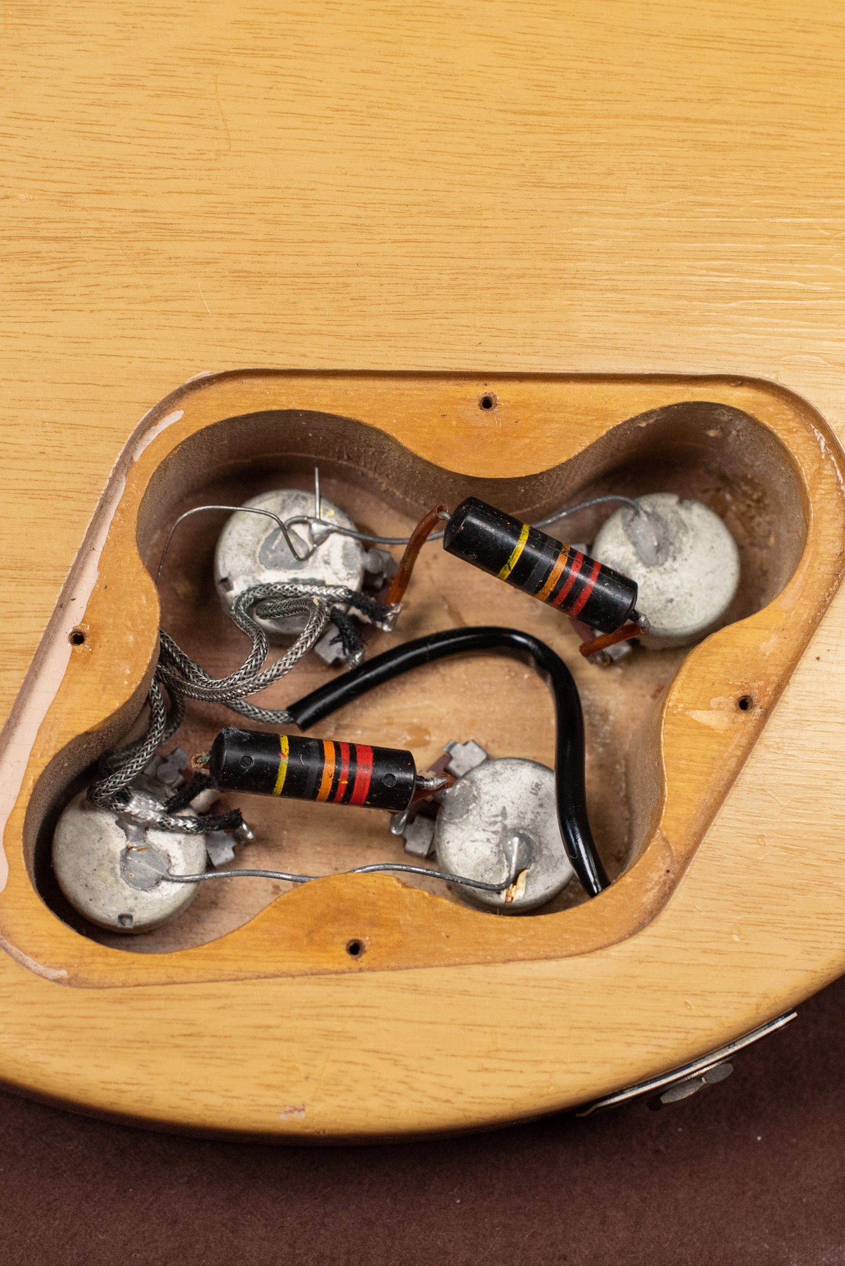 Control cavity, potentiometers, capacitors, 1956 Gibson Les Paul Special