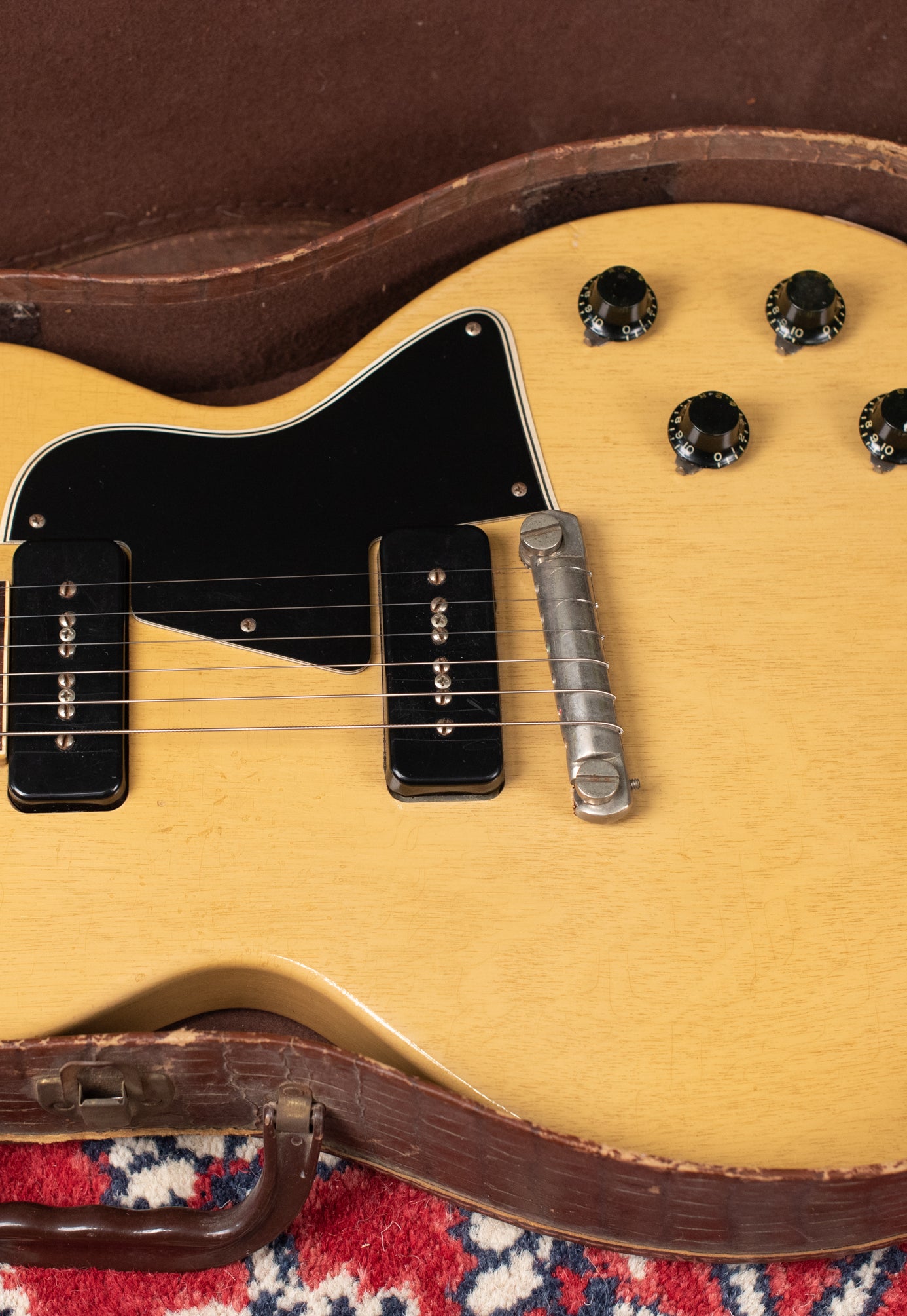 Vintage Gibson Les Paul guitar 1950s