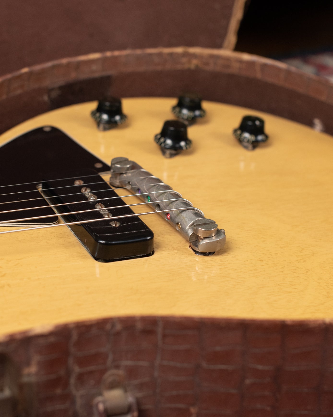 Wrap tail bridge Les Paul guitar