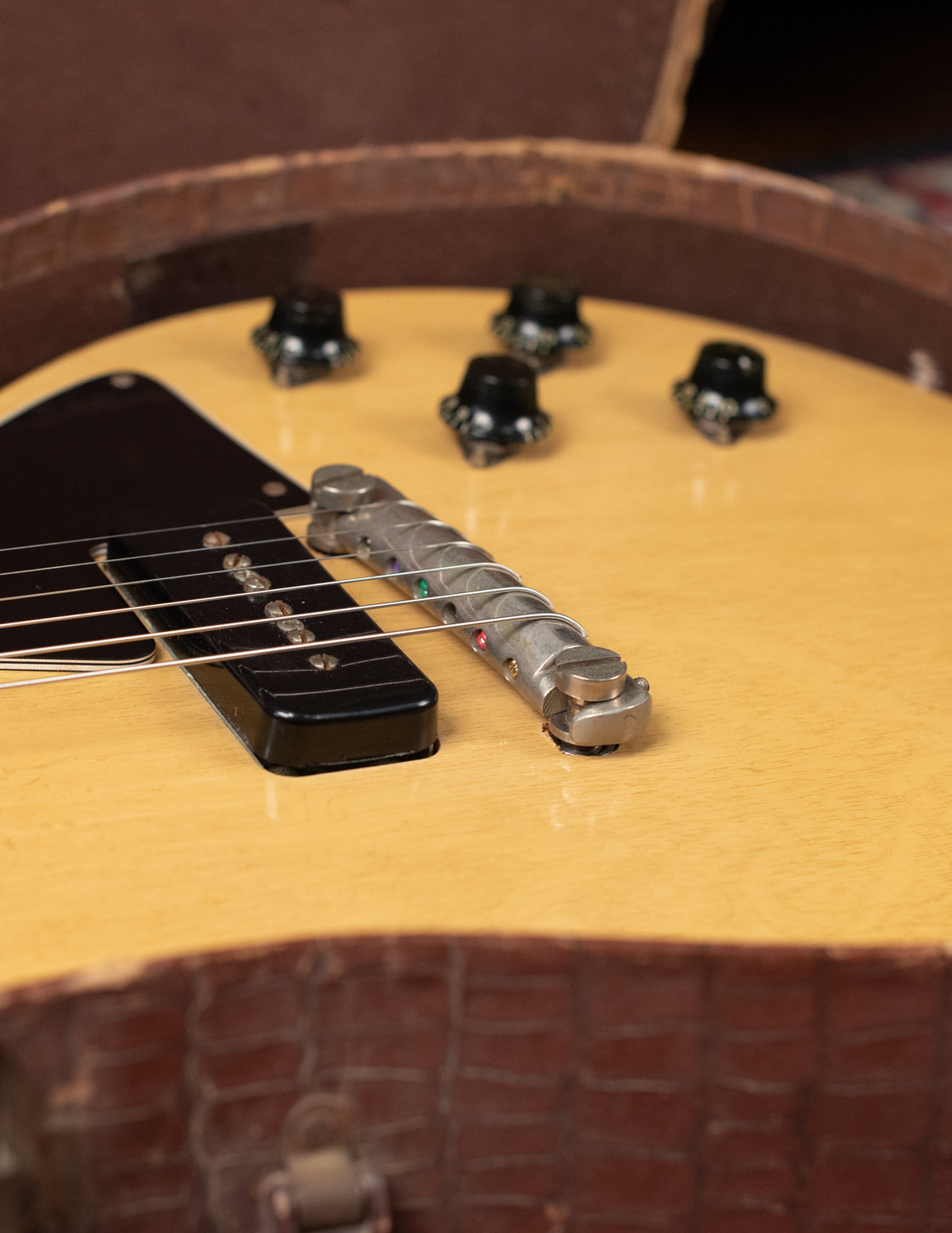 Wrap tail bridge Les Paul guitar
