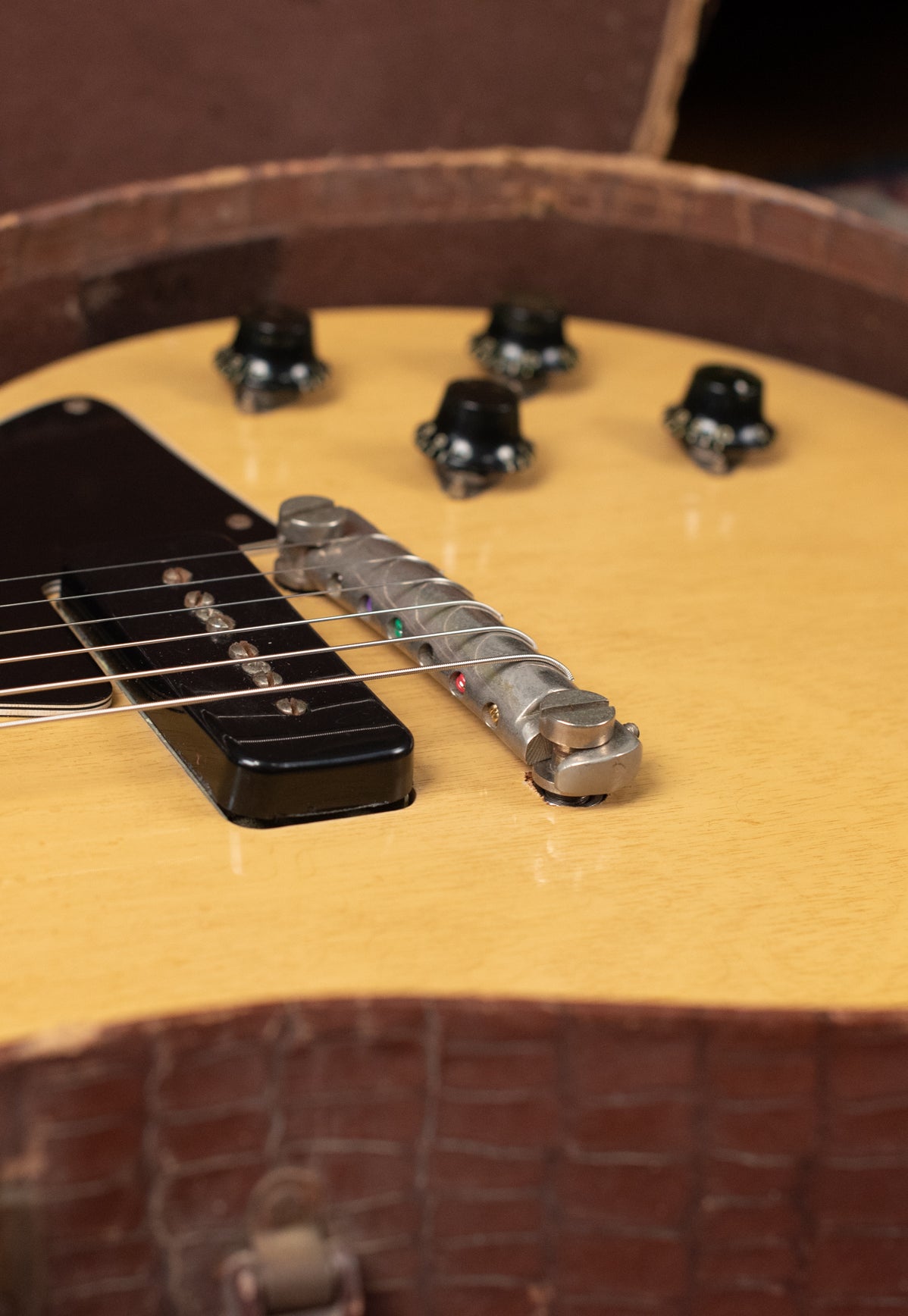 Wrap tail bridge Les Paul guitar