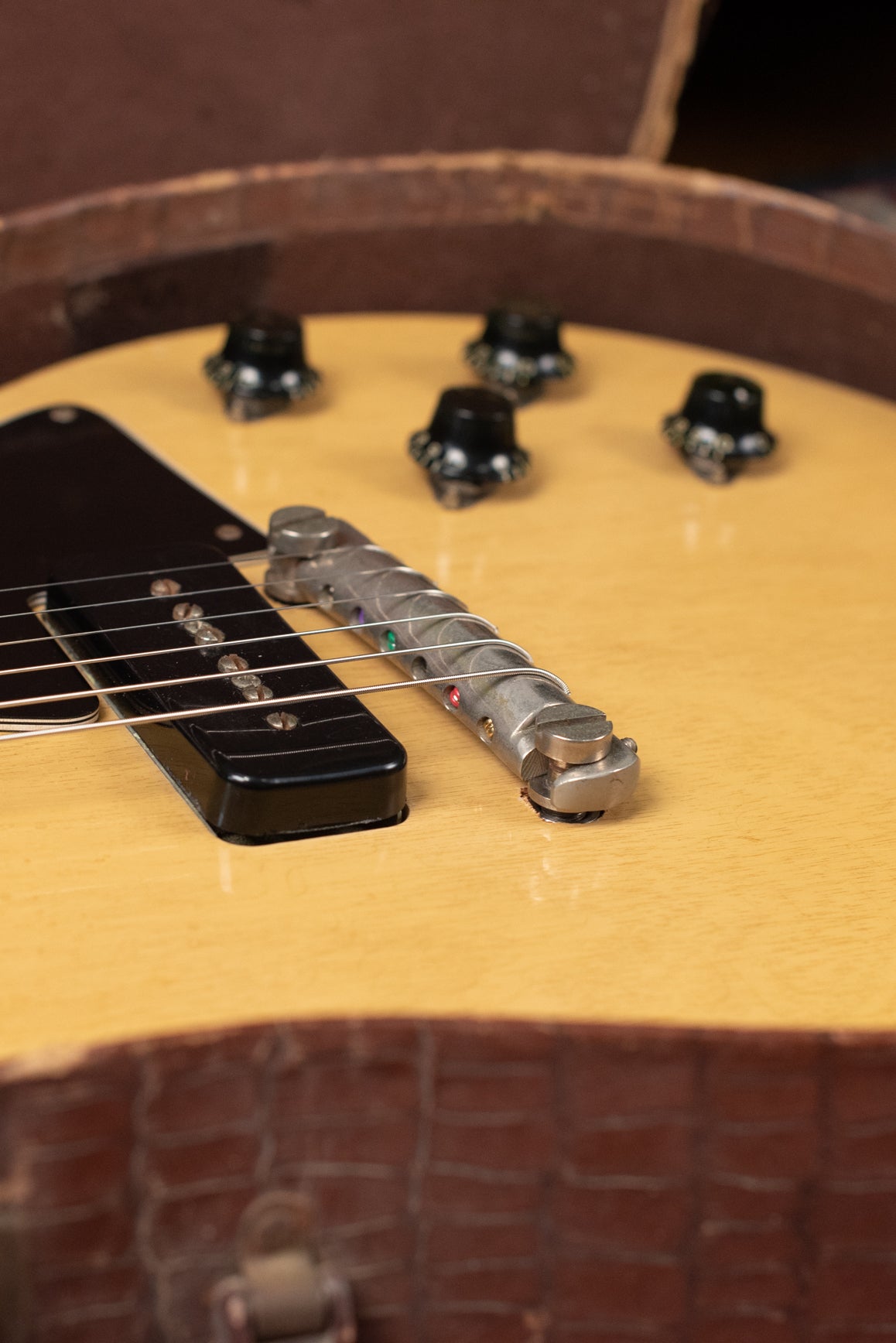 Wrap tail bridge Les Paul guitar