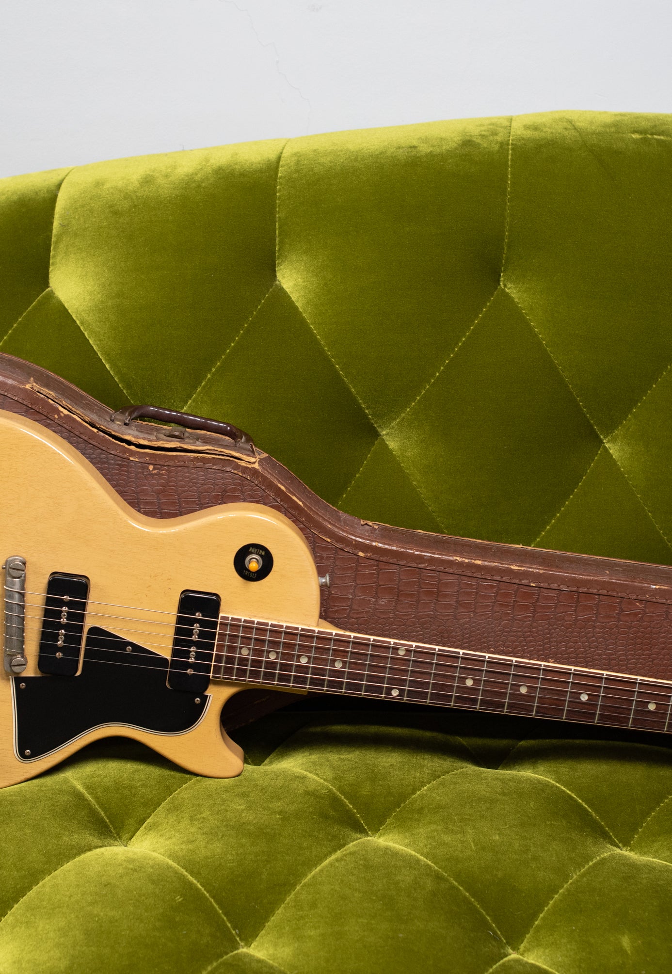 Vintage 1950s Gibson Les paul guitar