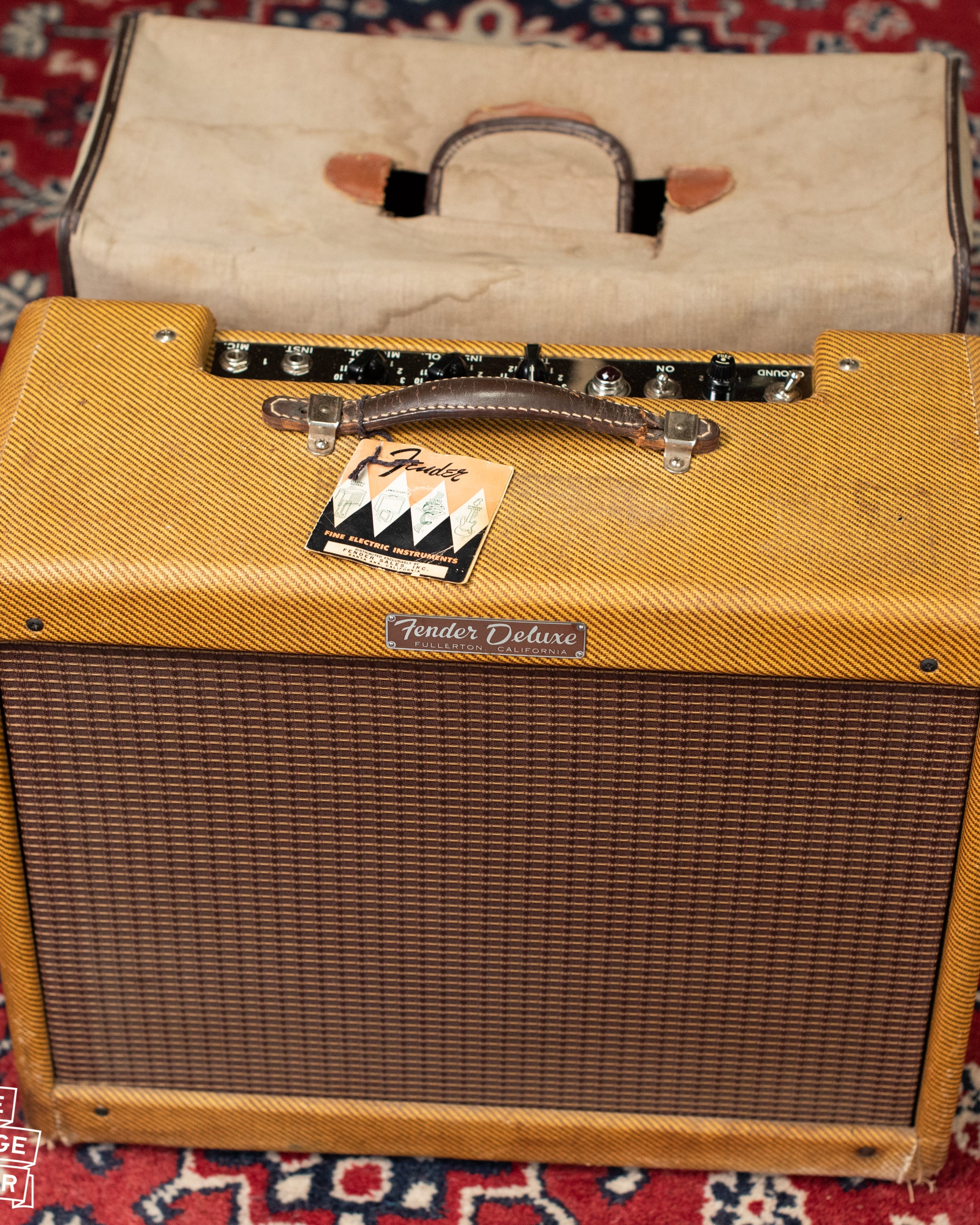 Vintage 1958 Fender Deluxe Amp with hang tag