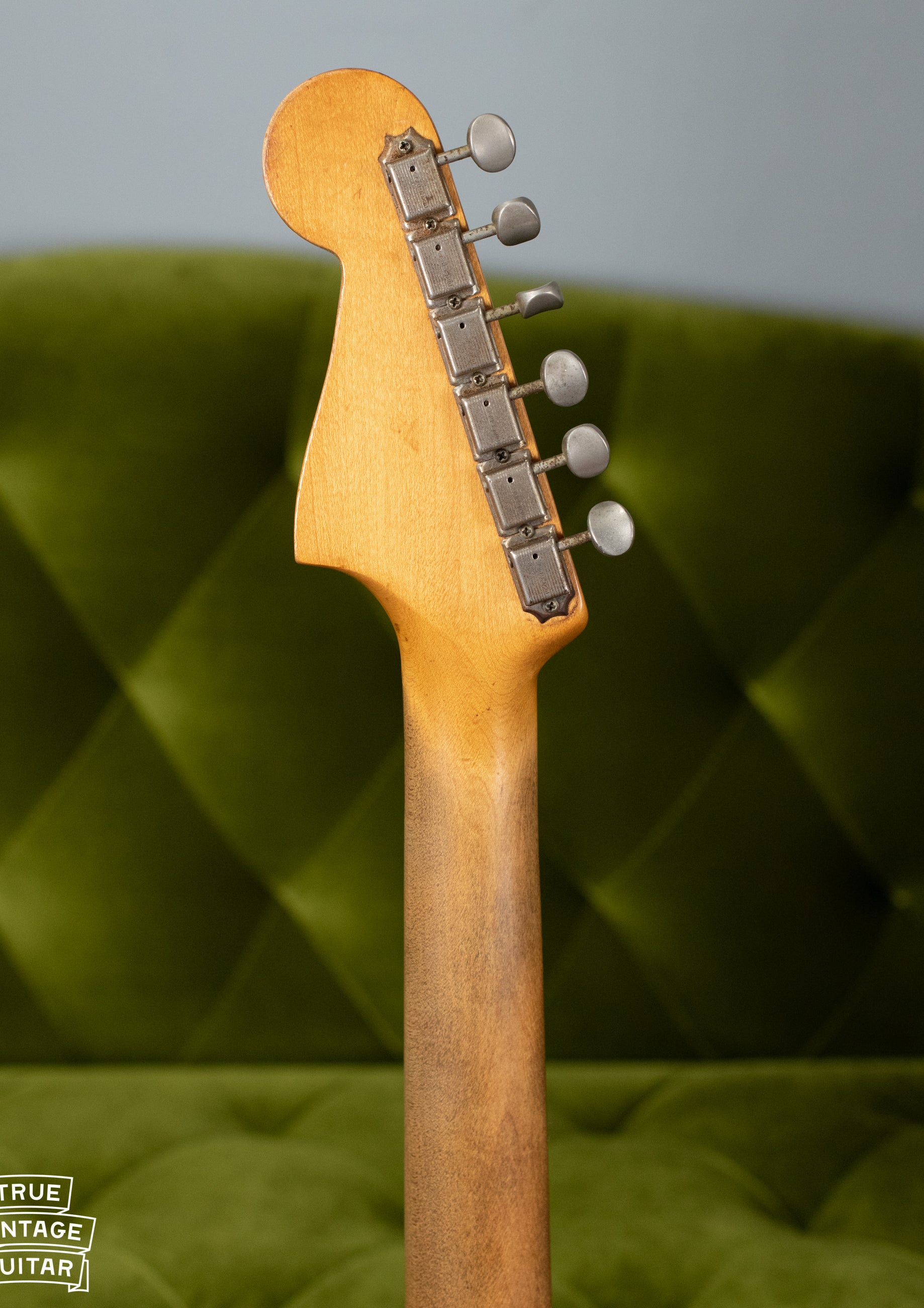 Single line Kluson tuners