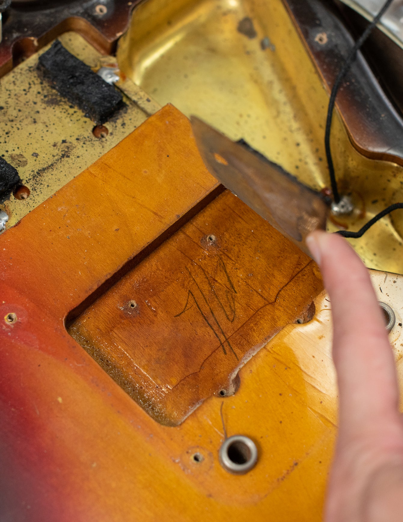 7/61 pencil date bridge pickup cavity