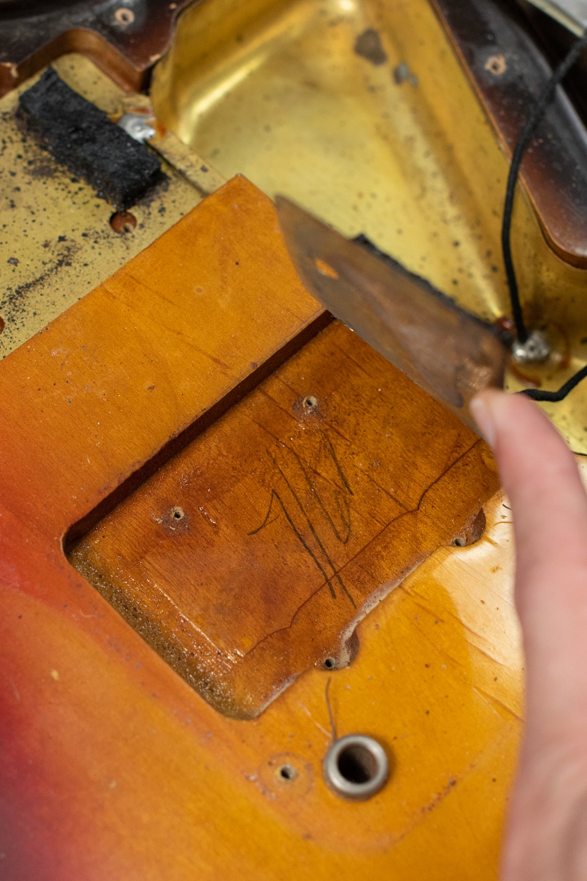 7/61 pencil date bridge pickup cavity