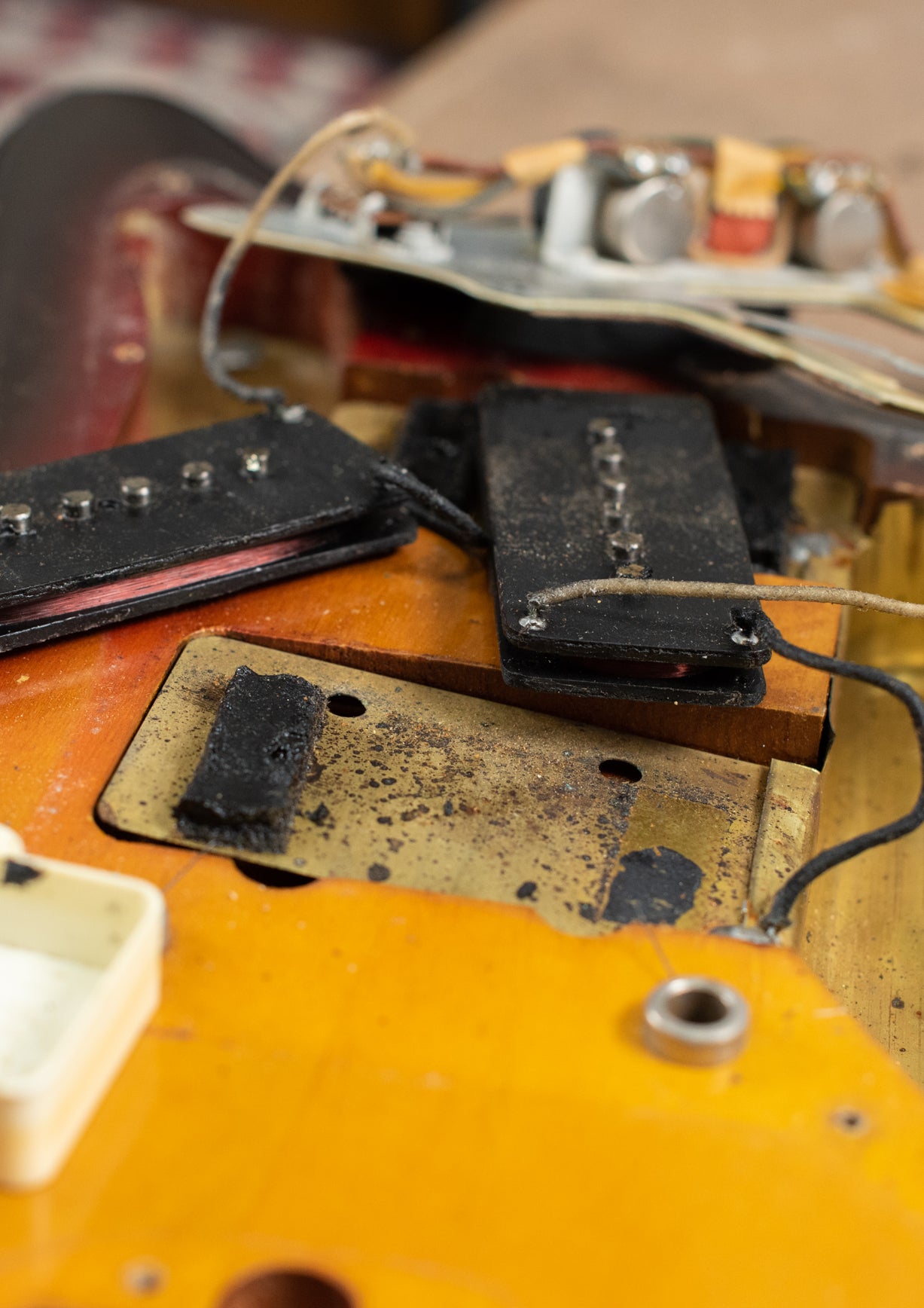 black bobbin pickups