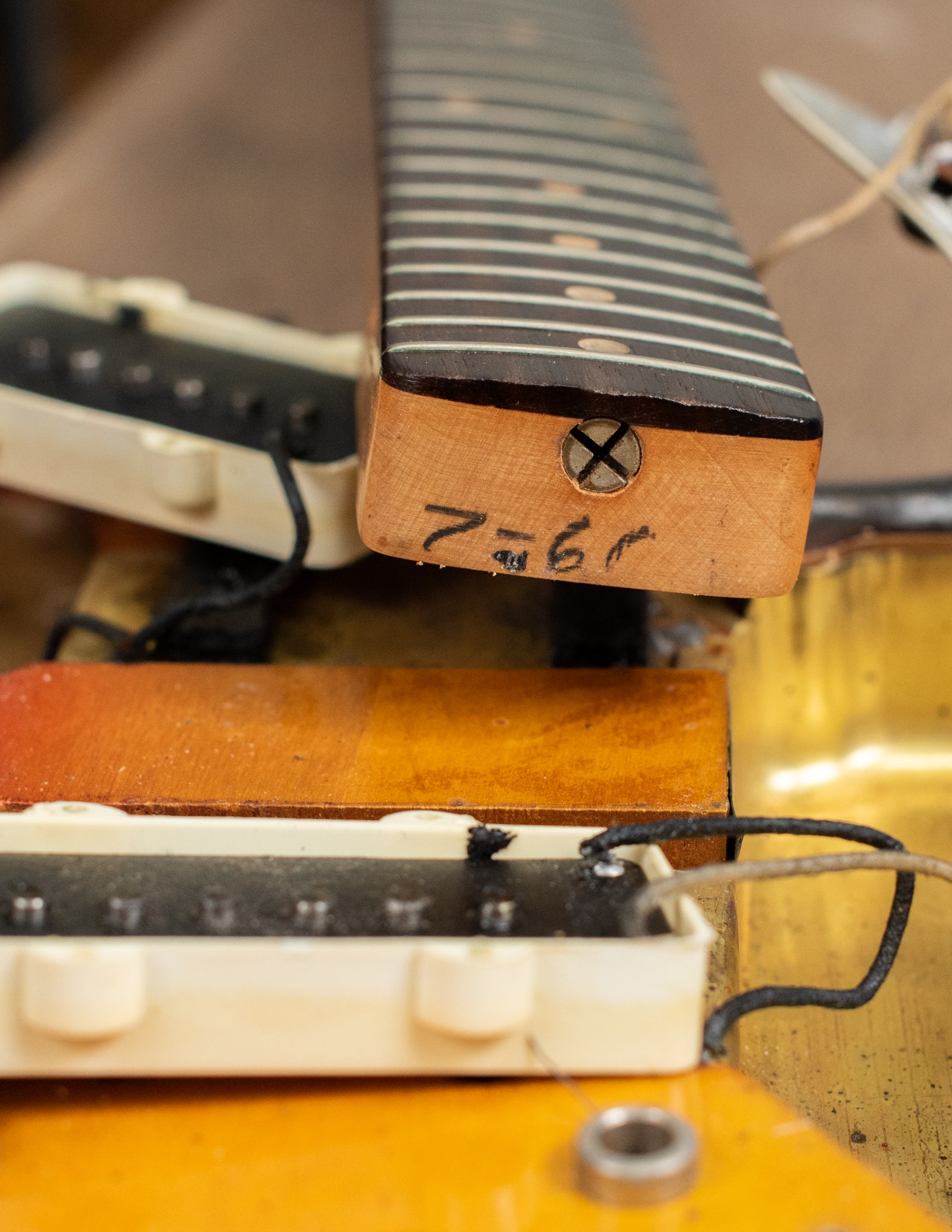 7-61 pencil neck heel date stamp