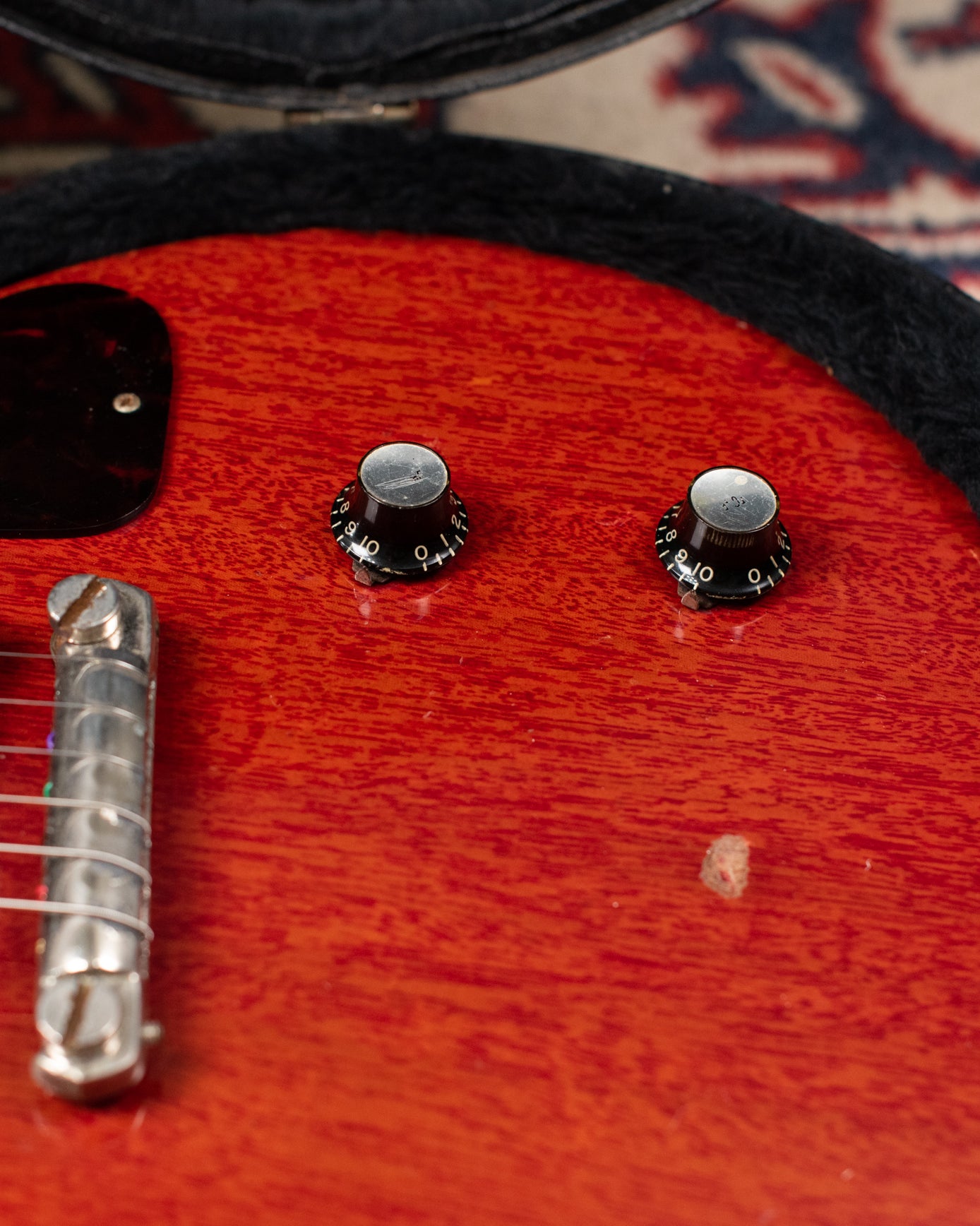 short lip reflector knobs 1961