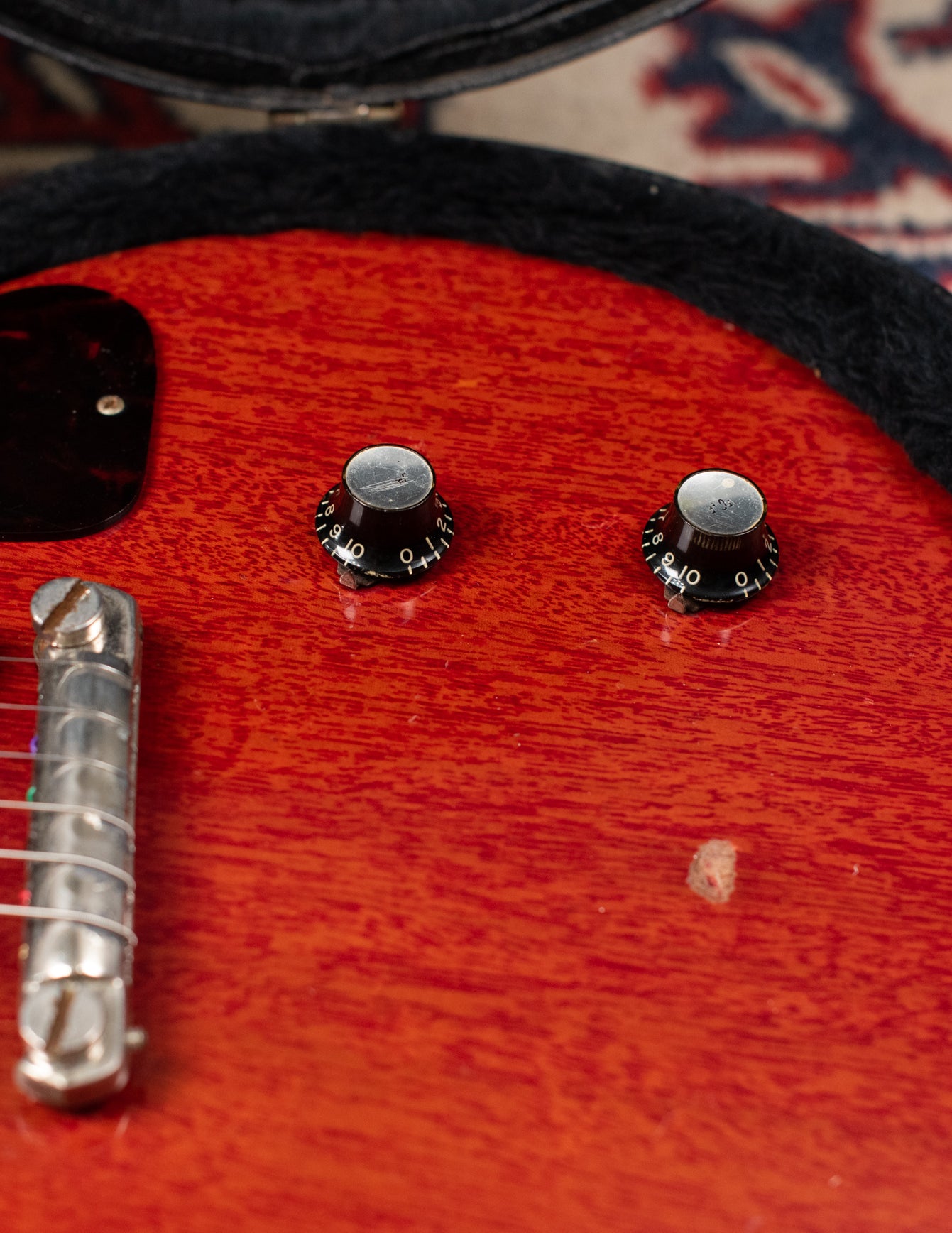short lip reflector knobs 1961