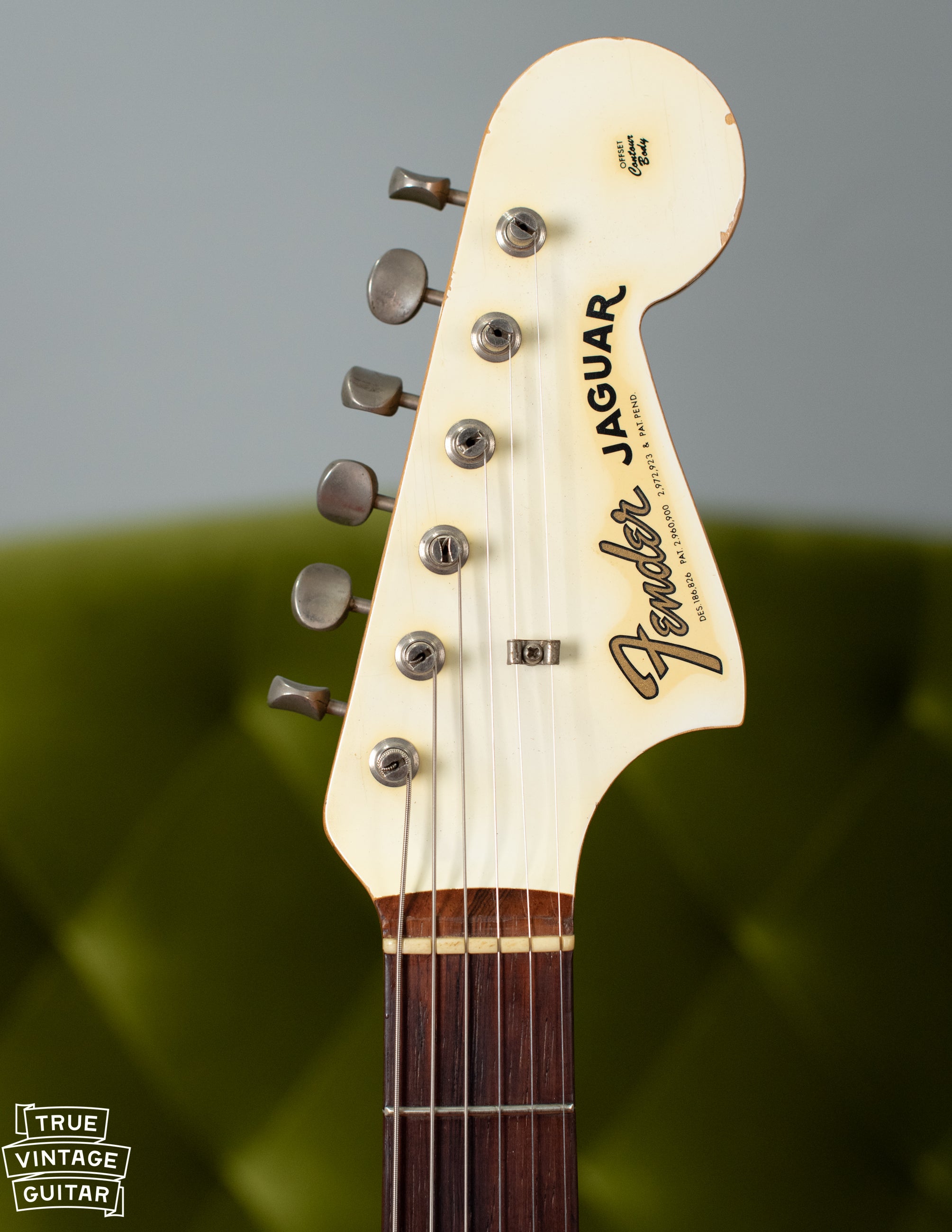 matching headstock, slab fretboard