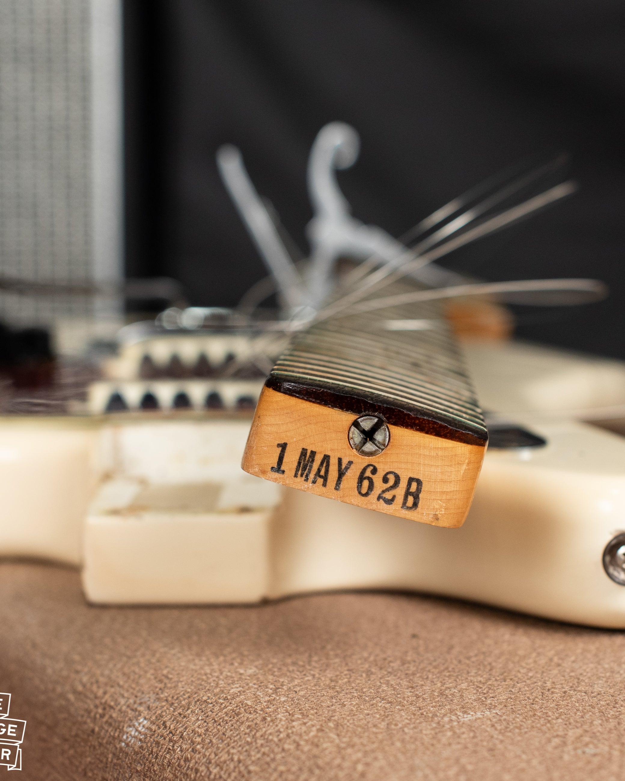 neck heel date stamp "1 MAY 62 B"