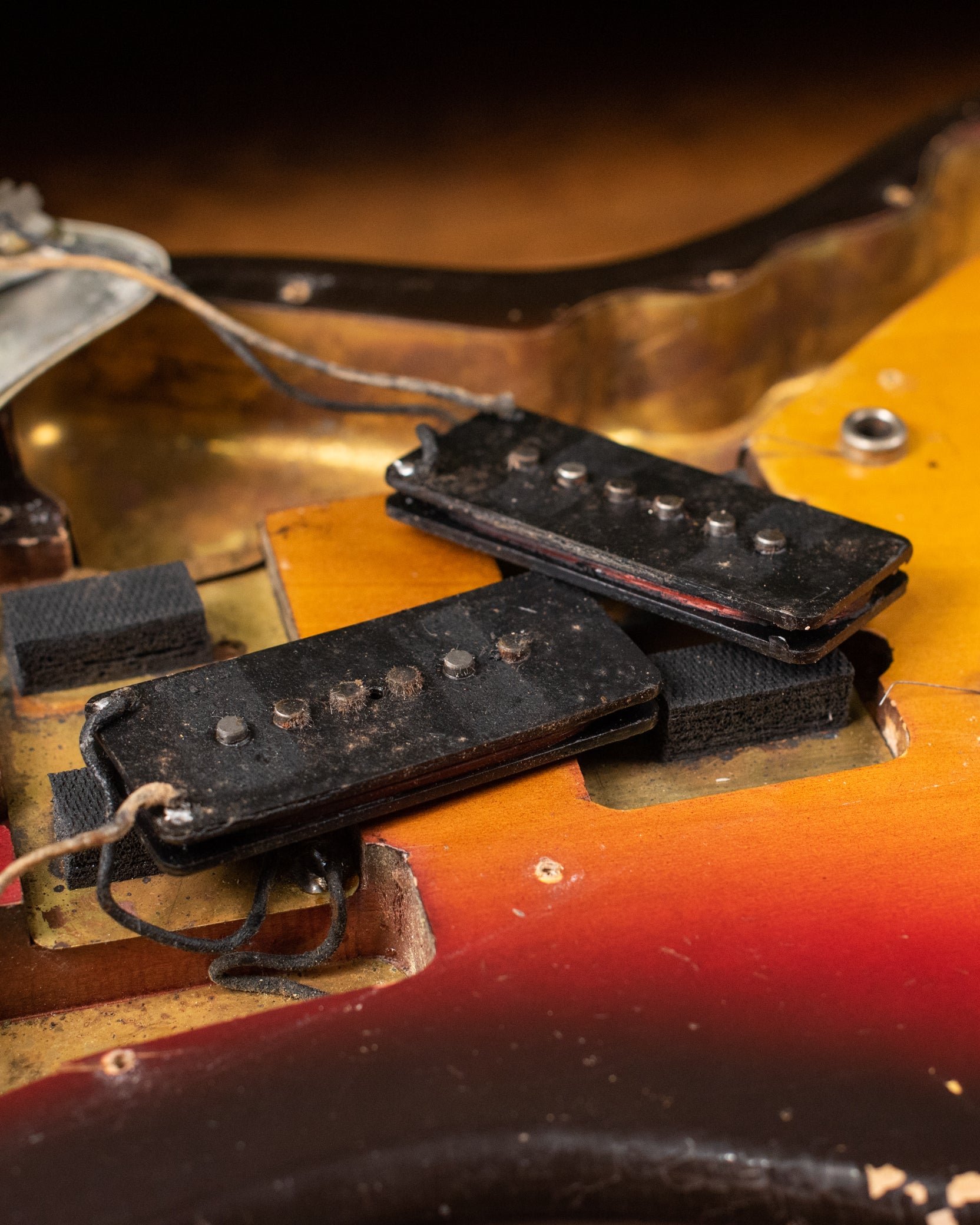black bobbin pickups 1962 Fender Jazzmaster