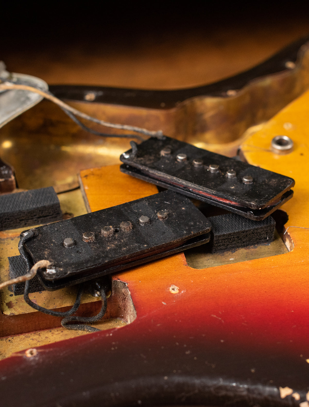 black bobbin pickups 1962 Fender Jazzmaster