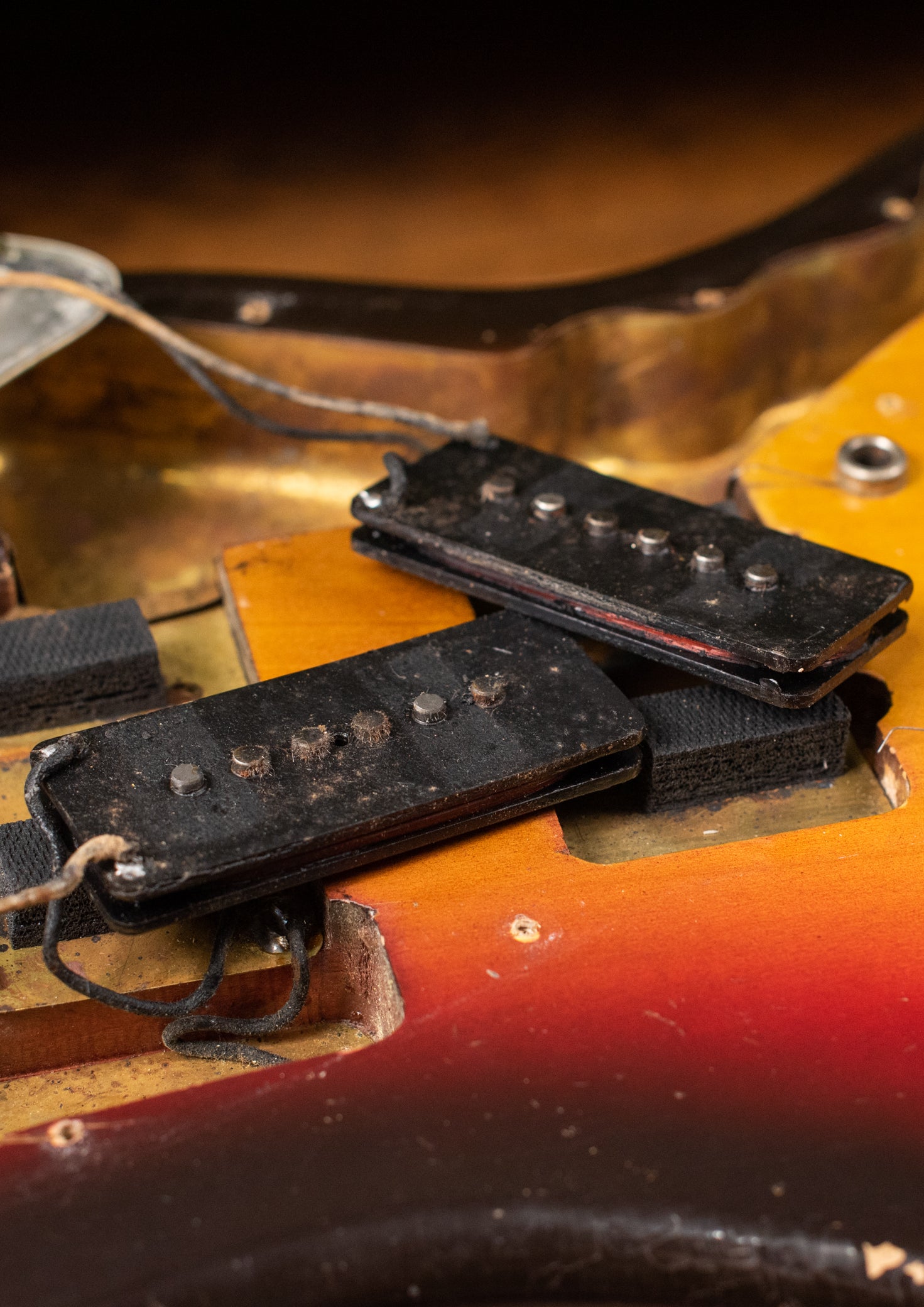 black bobbin pickups 1962 Fender Jazzmaster