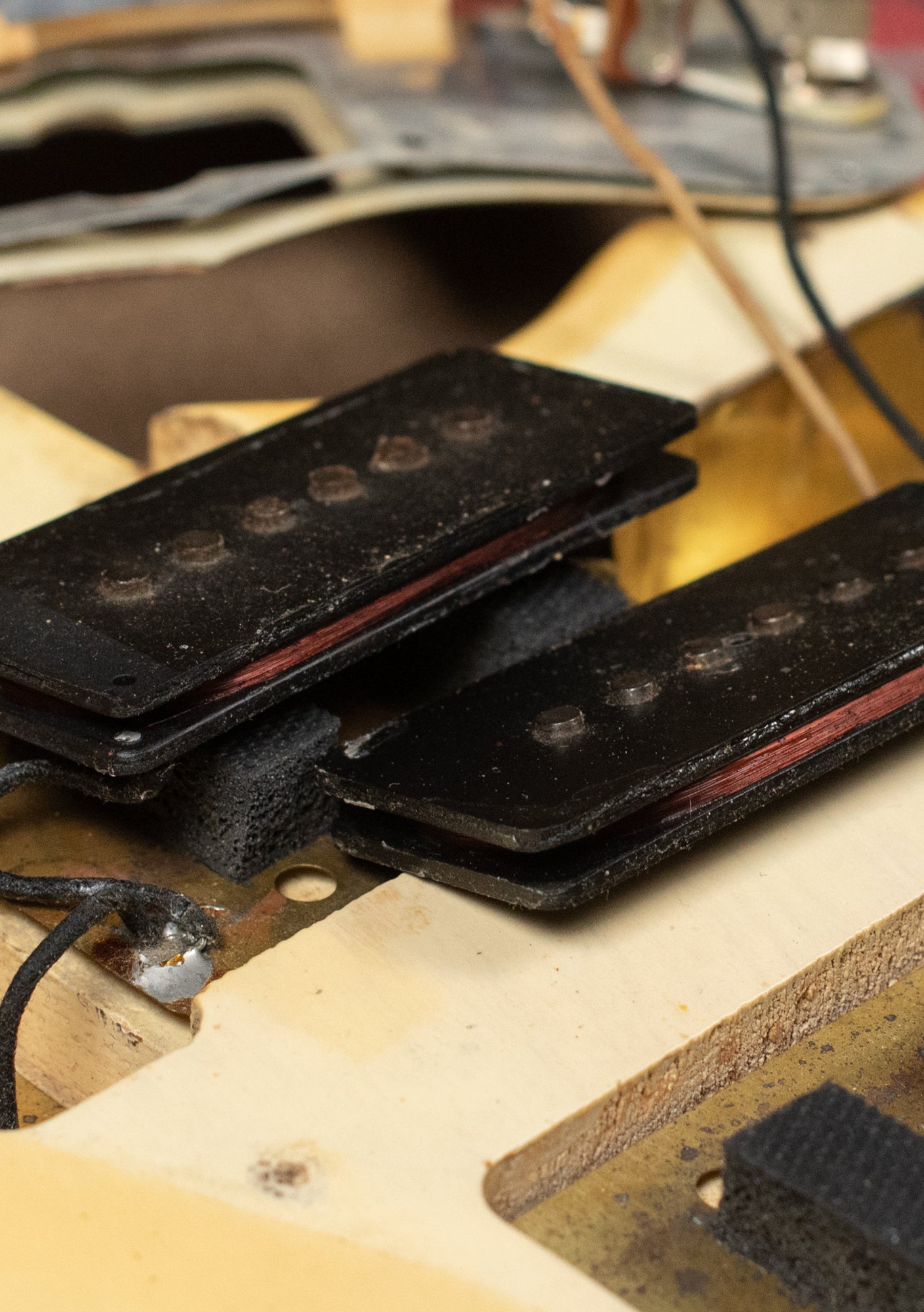 black bobbin pickups
