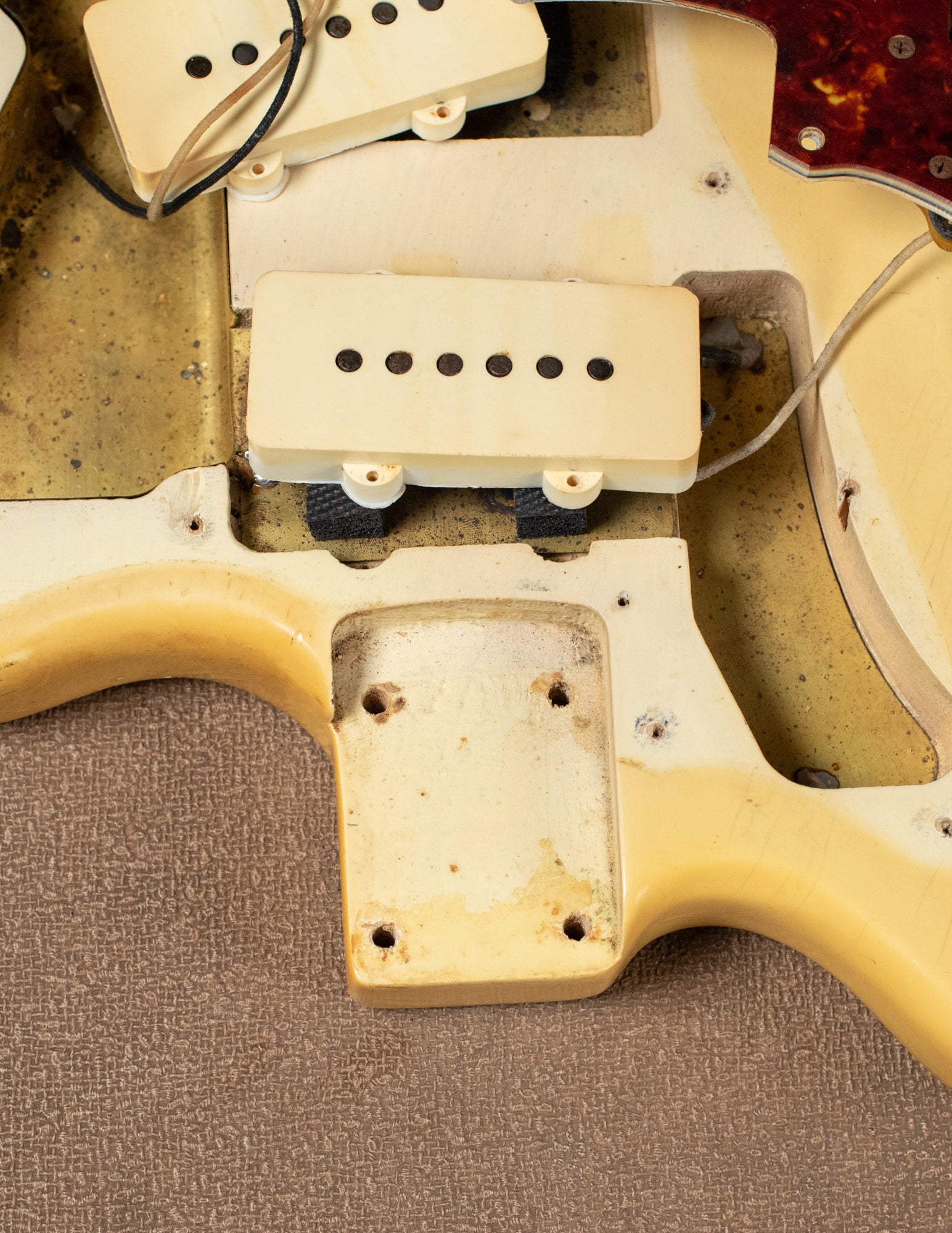 blond finish neck pocket 1963