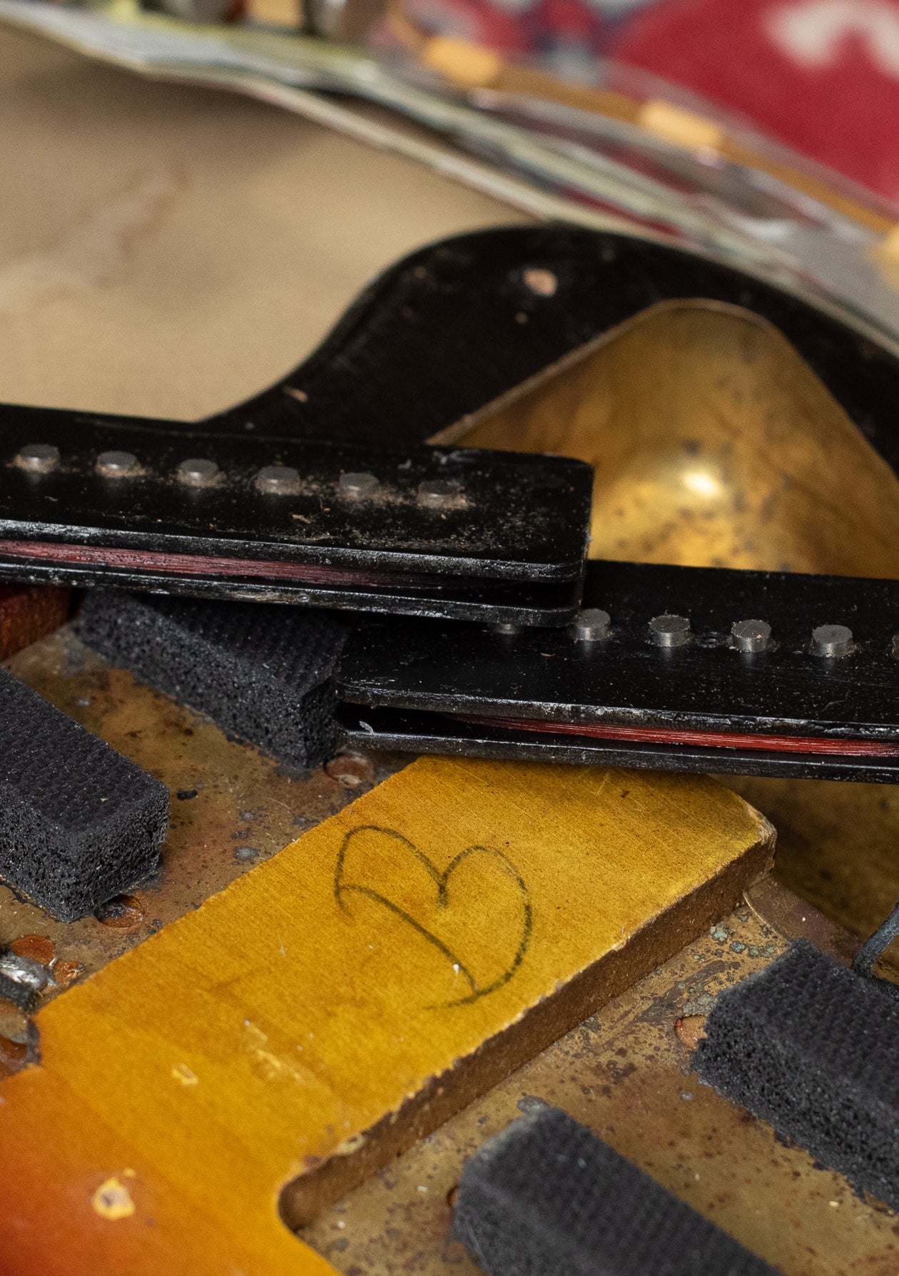 Pre-cbs Jazzmaster black bobbin pickups