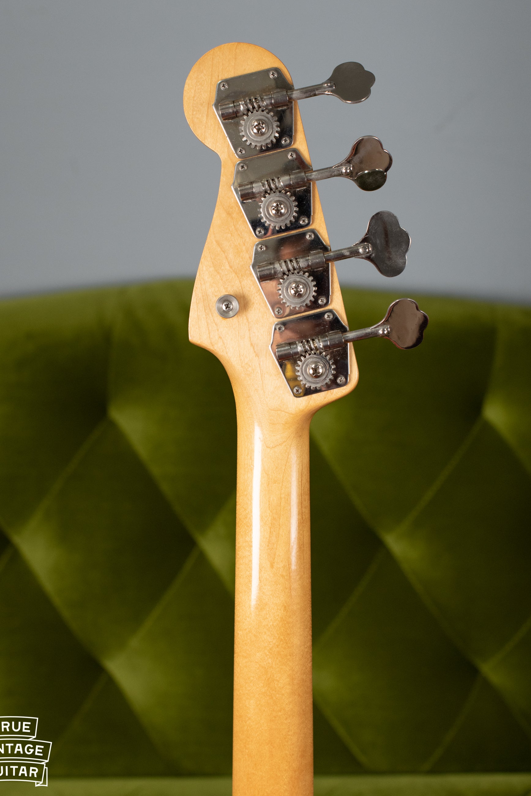 1963 Fender bass tuners