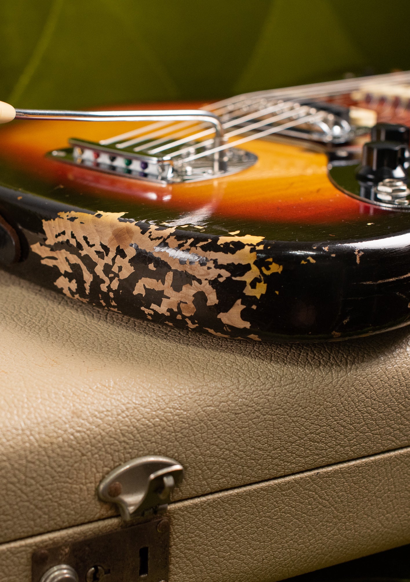 Finish flaking, Vintage 1963 Fender Jaguar Sunburst guitar