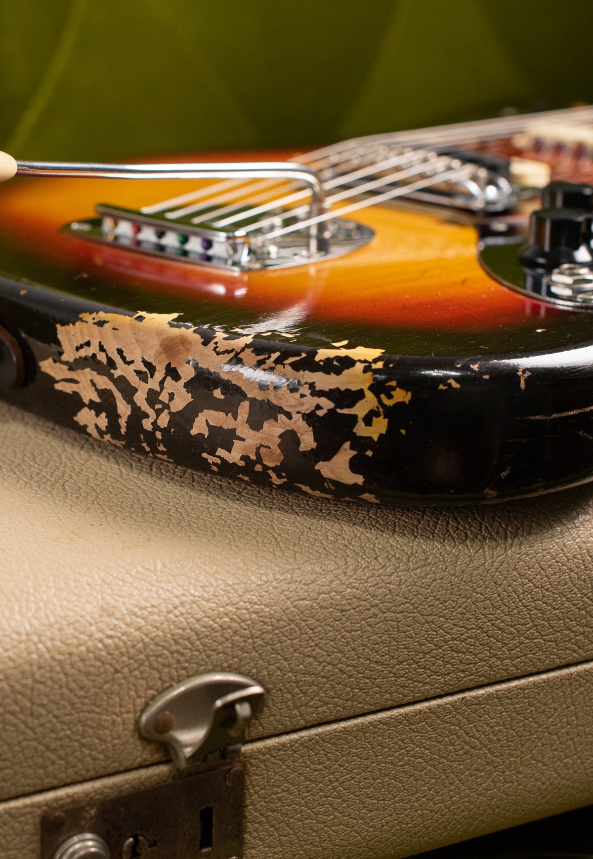 Finish flaking, Vintage 1963 Fender Jaguar Sunburst guitar