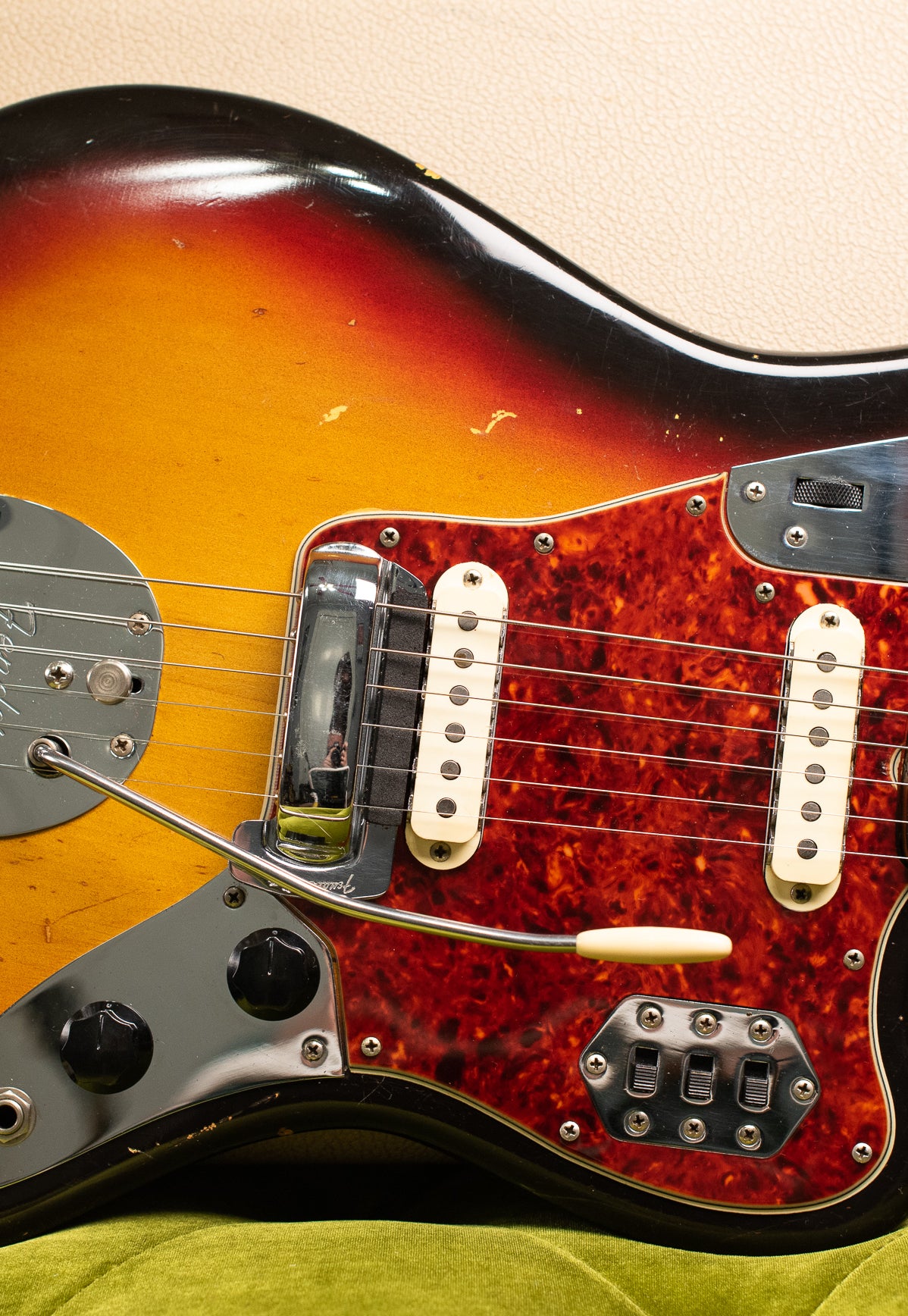 Vintage 1963 Fender Jaguar Sunburst guitar