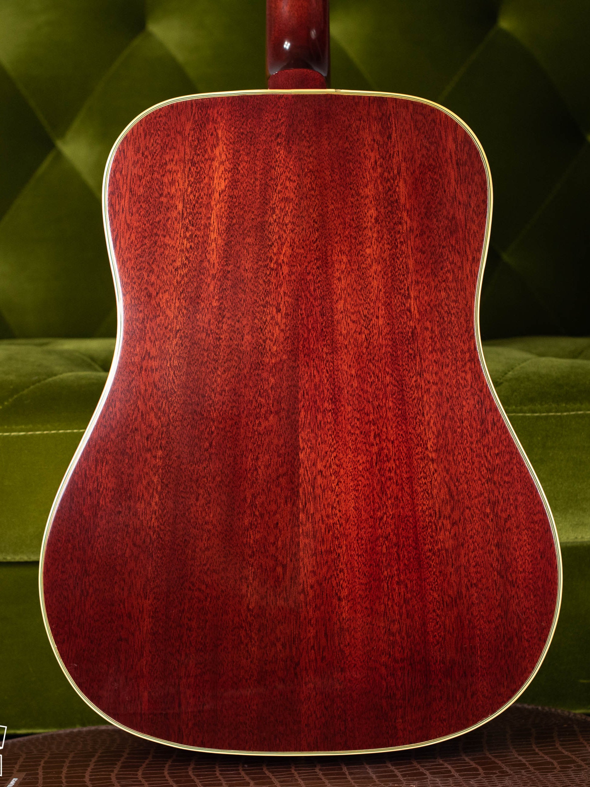 Mahogany back sides Gibson Hummingbird guitar 1965
