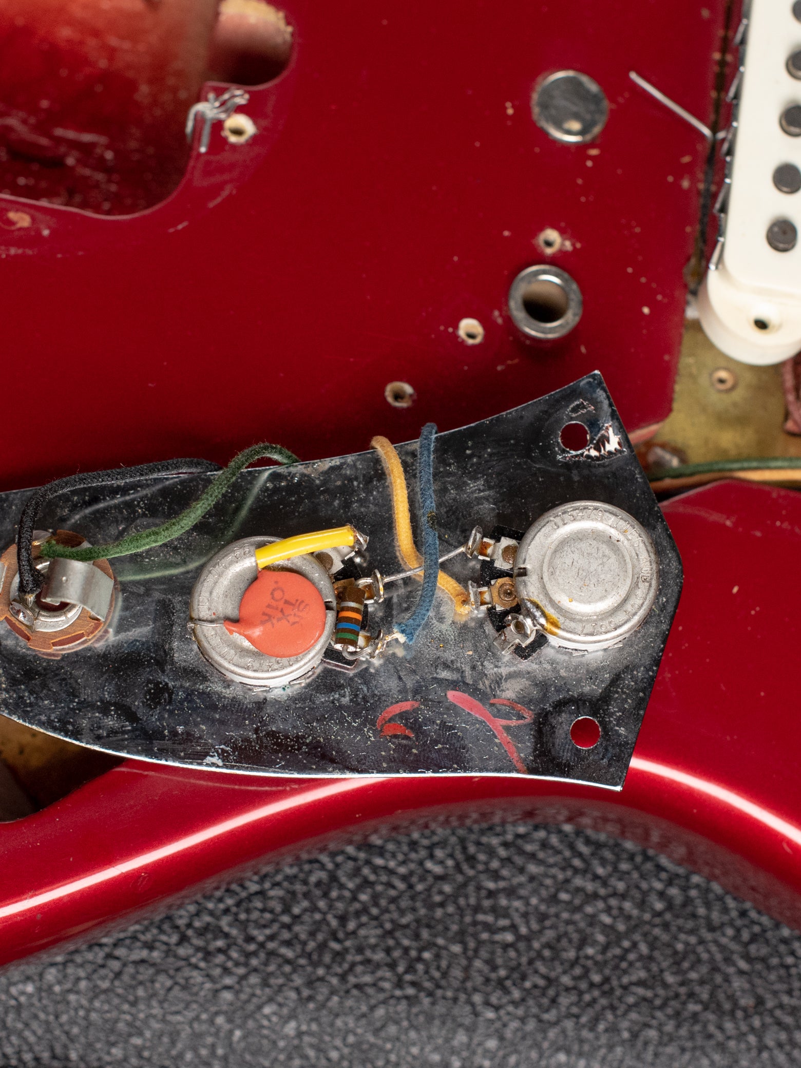 How to date Fender Jaguar guitar potentiometers